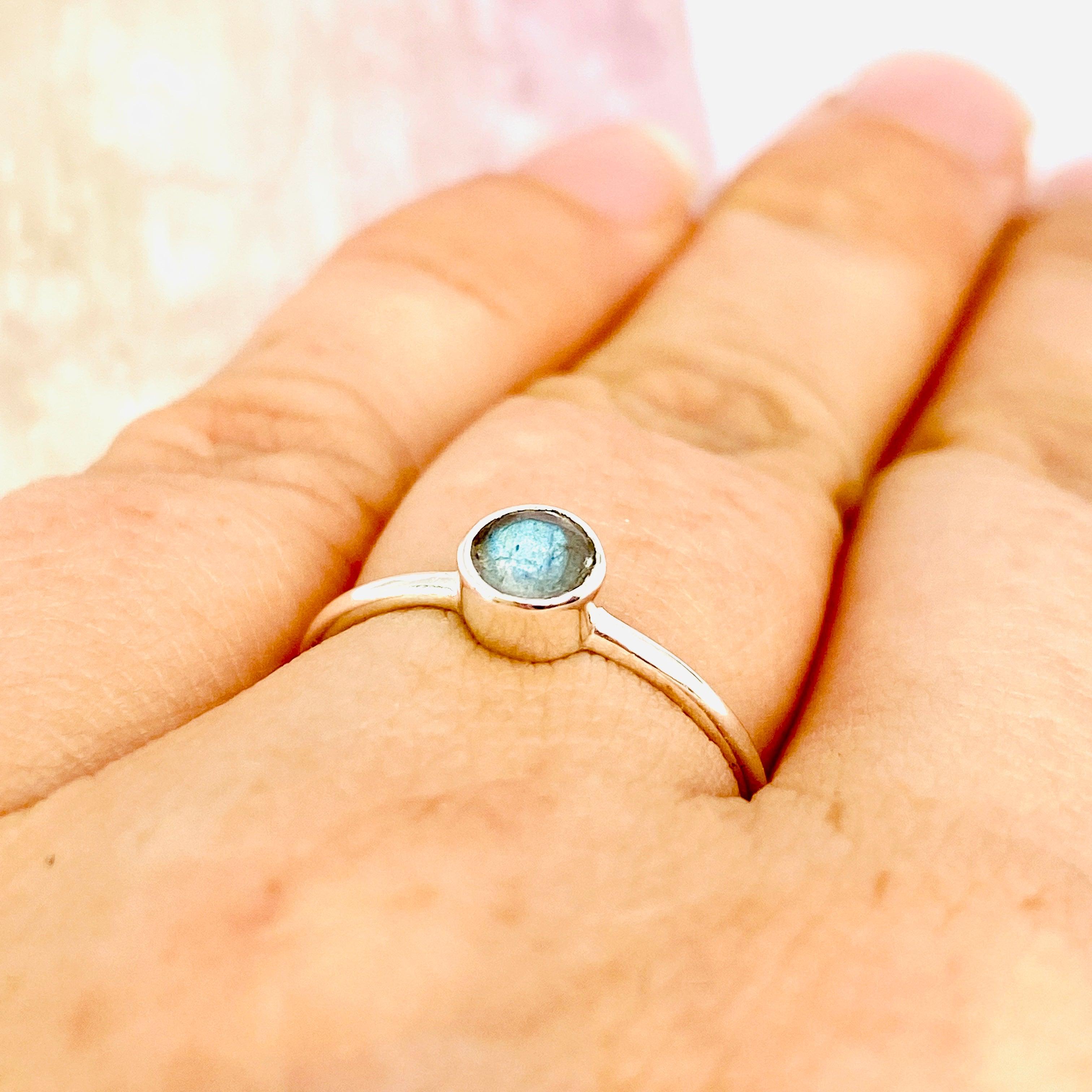 Labradorite Round Faceted Sterling Silver Band Ring - Size 7 - Elegant Gemstone Jewelry for Women, Perfect for Everyday Wear, Gift Giving & Special Occasions