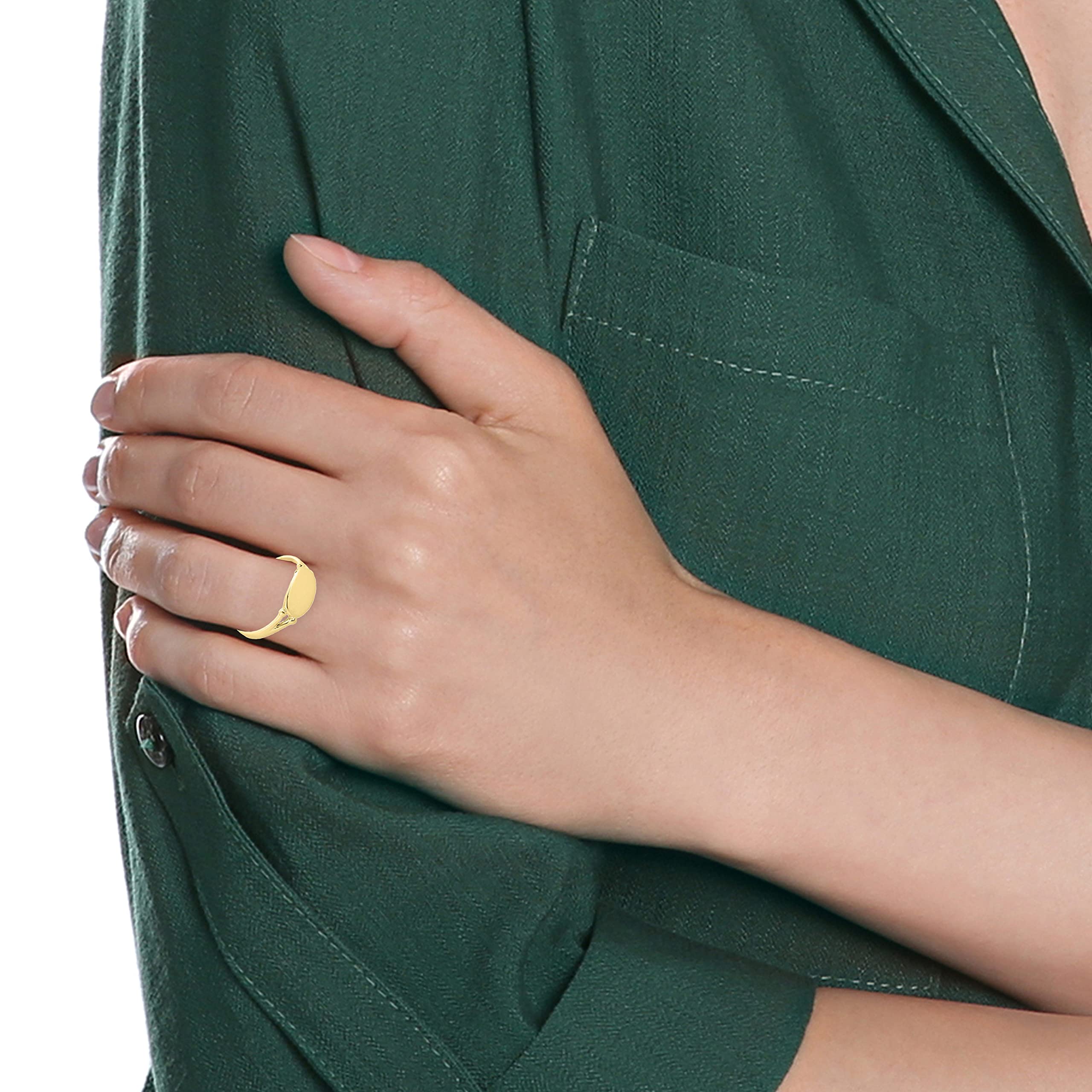 10K Yellow Gold Signet Ring for Women - Elegant Personalized Jewelry Gift for Her - Perfect for Engagements, Anniversaries & Special Occasions