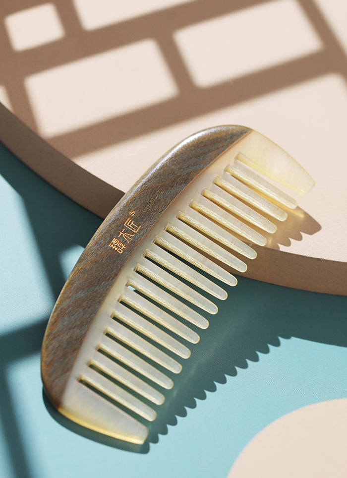 Natural Sheep Horn & Wooden Hair Comb for Women & Men - Handmade Detangling Styling Comb for Daily Hair Care & Grooming - Perfect for Home, Travel & Salon Use