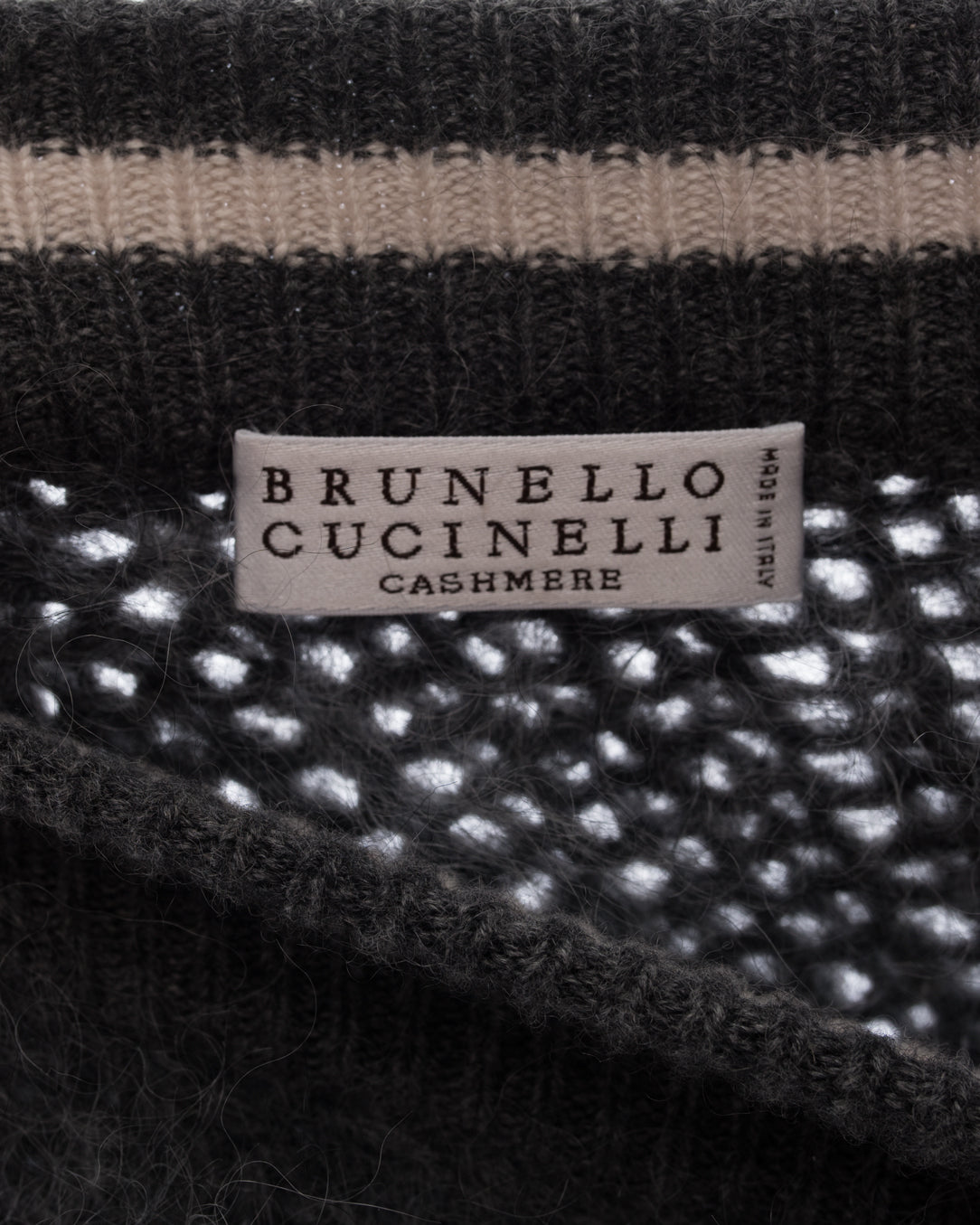 Brunello Cucinelli Grey Chunky Knit Mohair Wool Collegiate Sweater for Men - Cozy Winter Pullover for Casual Outings & Office Wear