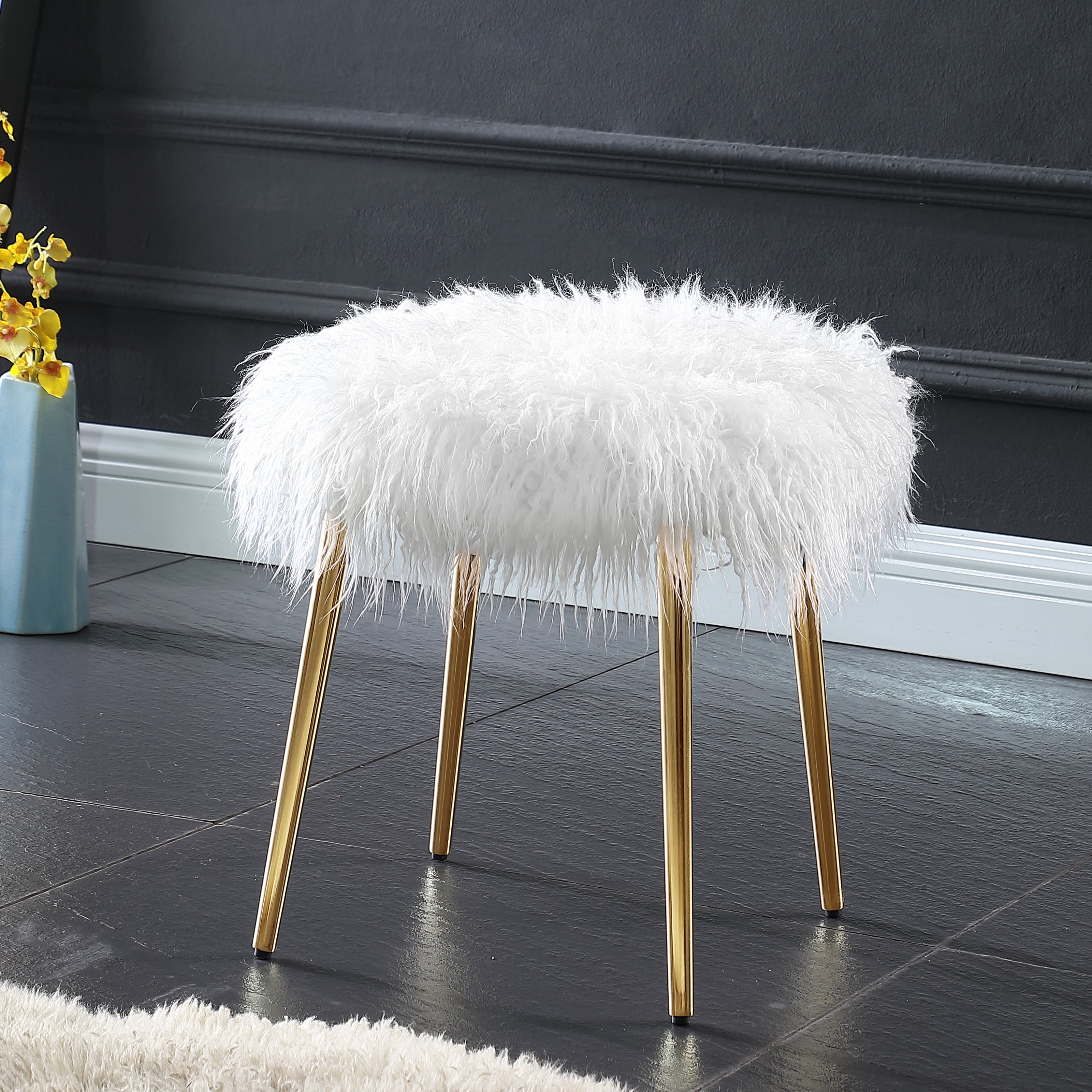 Roundhill Furniture Ravni Faux Fur Accent Ottoman with Gold Legs - Stylish Footrest & Decorative Seating for Living Room, Bedroom & Home Office