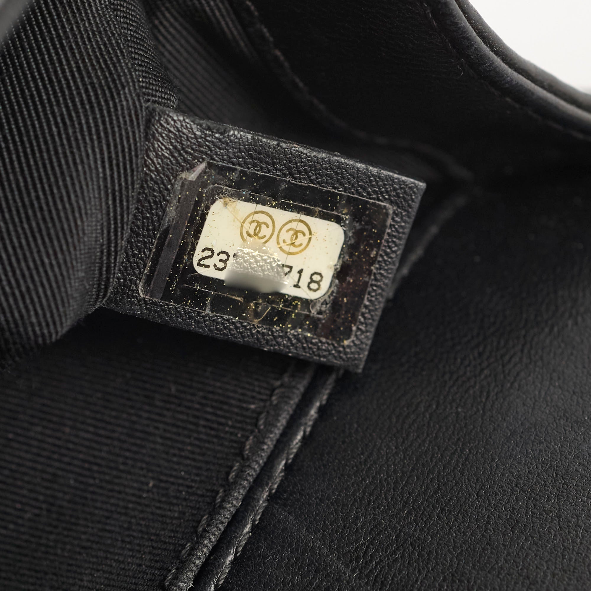 Chanel Old Medium Boy Bag in Black Lambskin Leather - Luxury Handbag for Women, Perfect for Evening Events & Daily Use