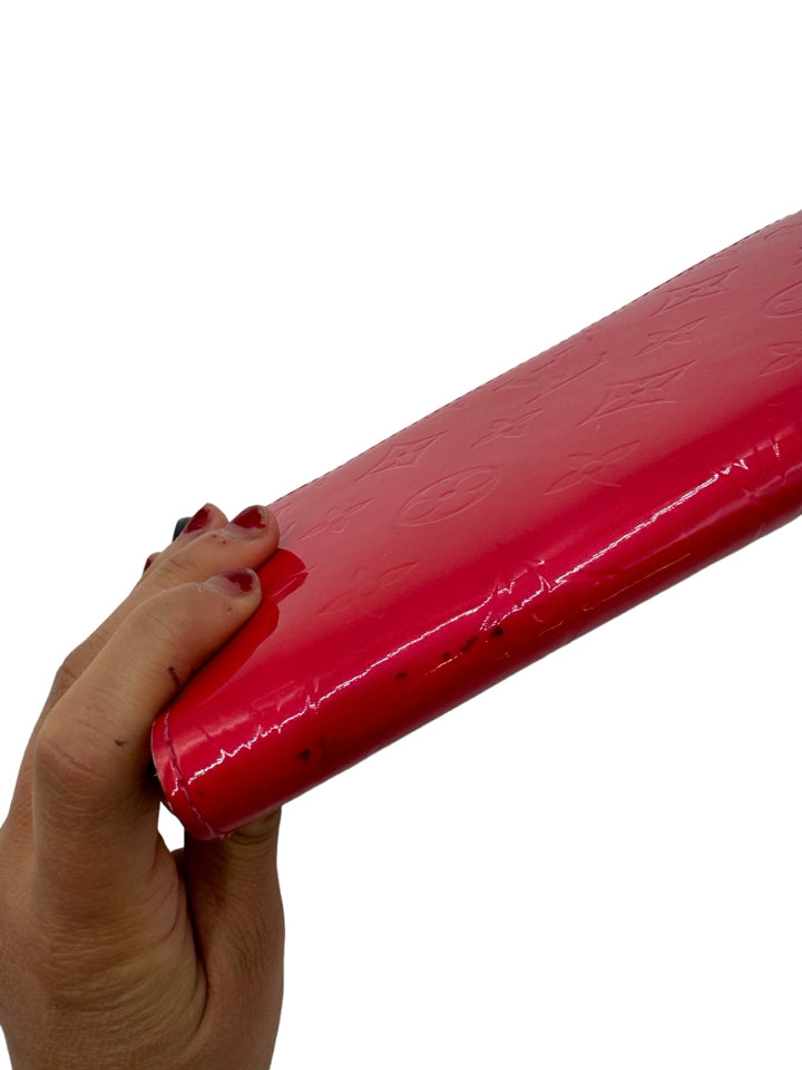 Louis Vuitton Pink Patent Leather Women's Wallet - Luxury Designer Wallet for Women - Perfect for Everyday Use, Gift Giving & Special Occasions
