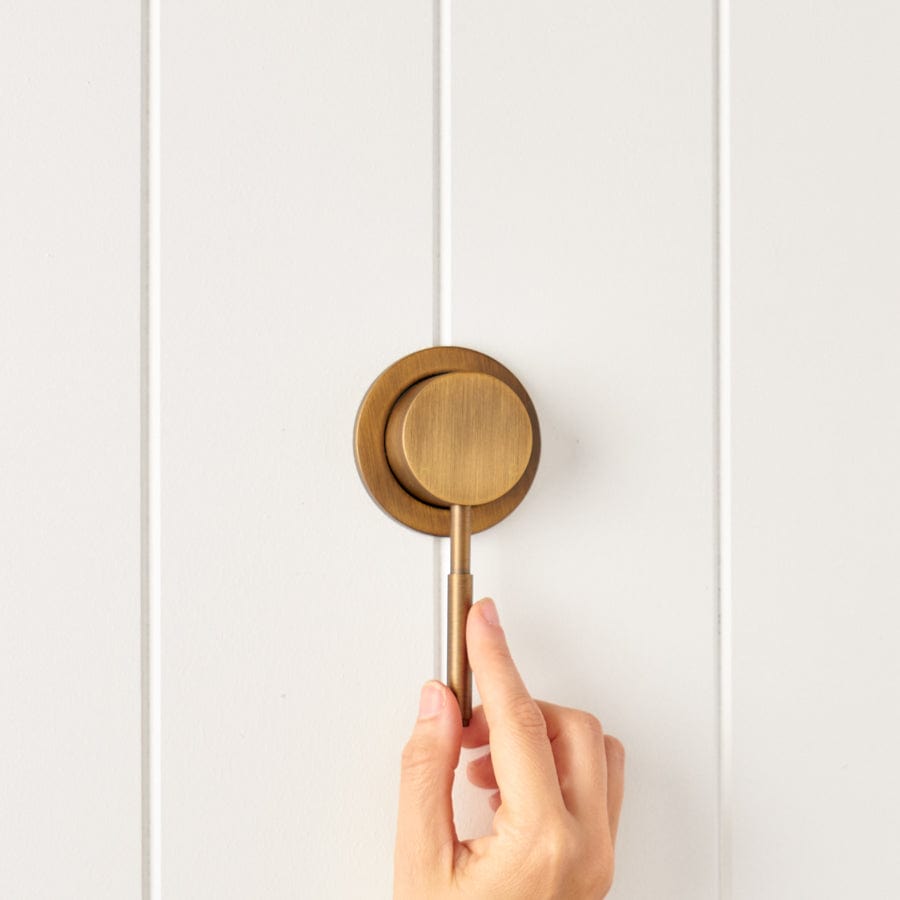 Antique Brass Melbourne Wall Mixer - Vintage Style Bathroom Faucet for Sink, Basin, and Vanity - Perfect for Classic and Modern Home Decor