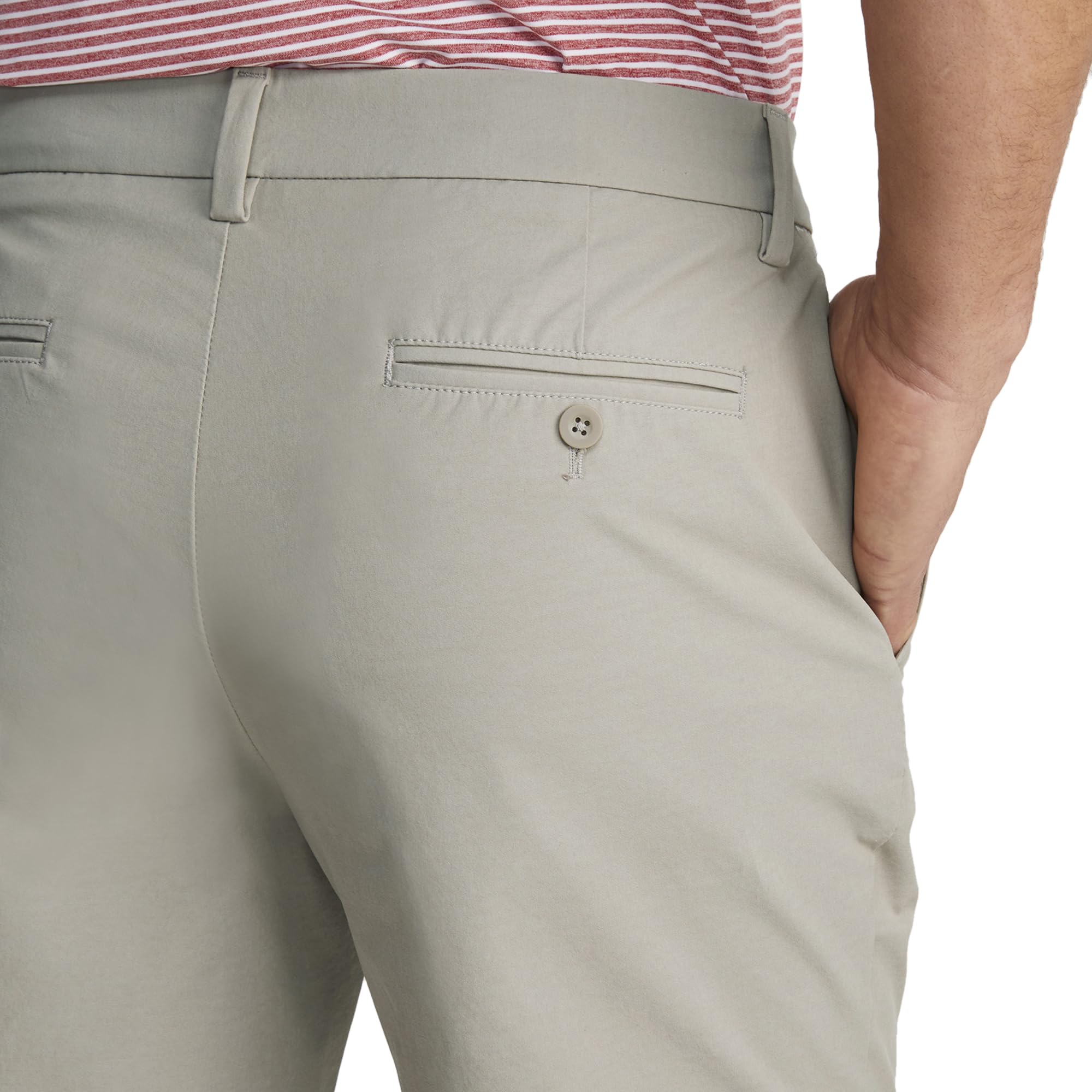 Vineyard Vines Men's 7 Inch On-the-Go Shorts - Quick-Dry, Comfortable Casual Shorts for Summer, Beach, Golf & Outdoor Activities