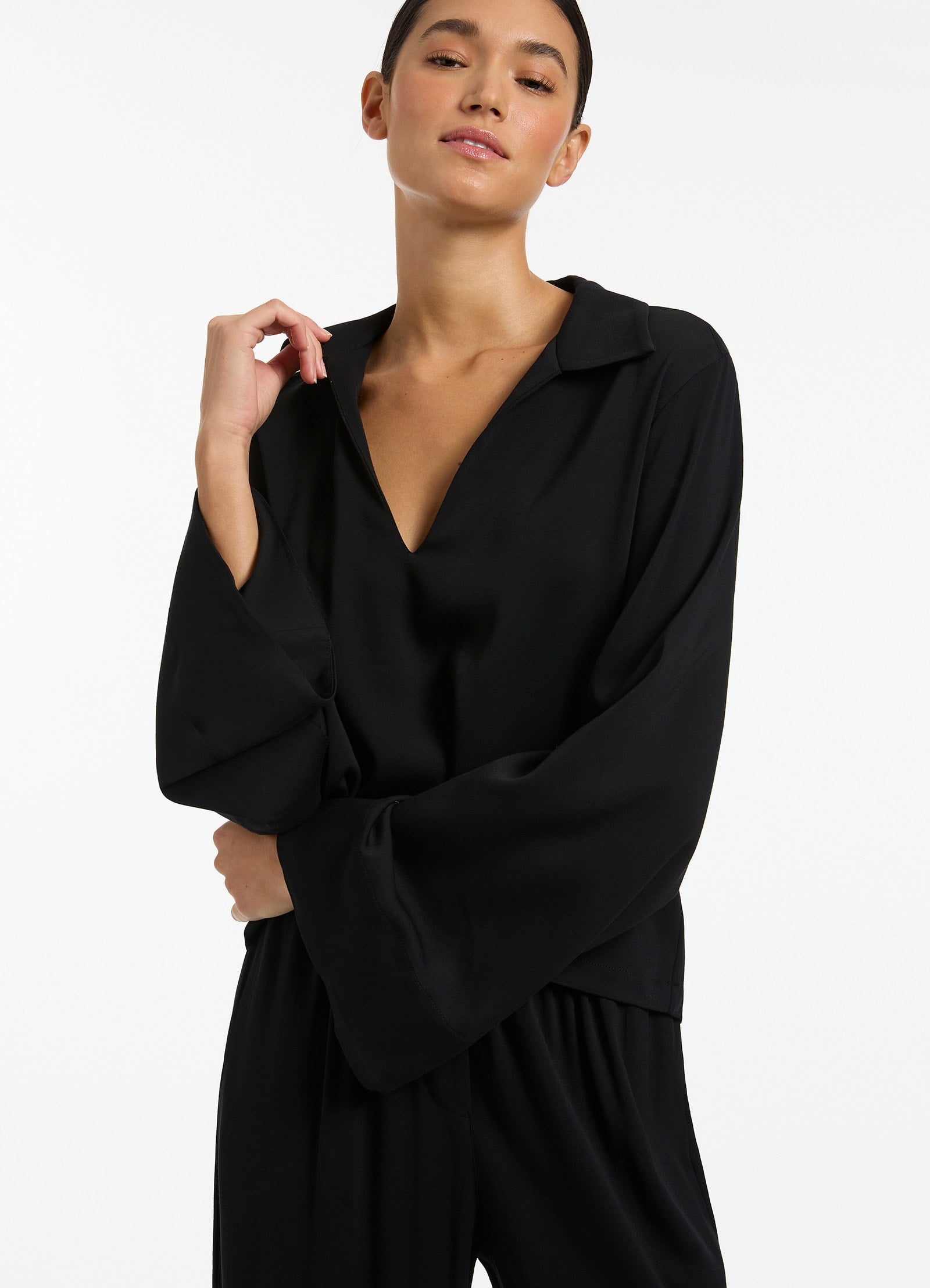 Jetset Relaxed Shirt for Men - Soft Comfortable Casual Button Down Shirt in Black - Perfect for Travel, Work & Everyday Wear