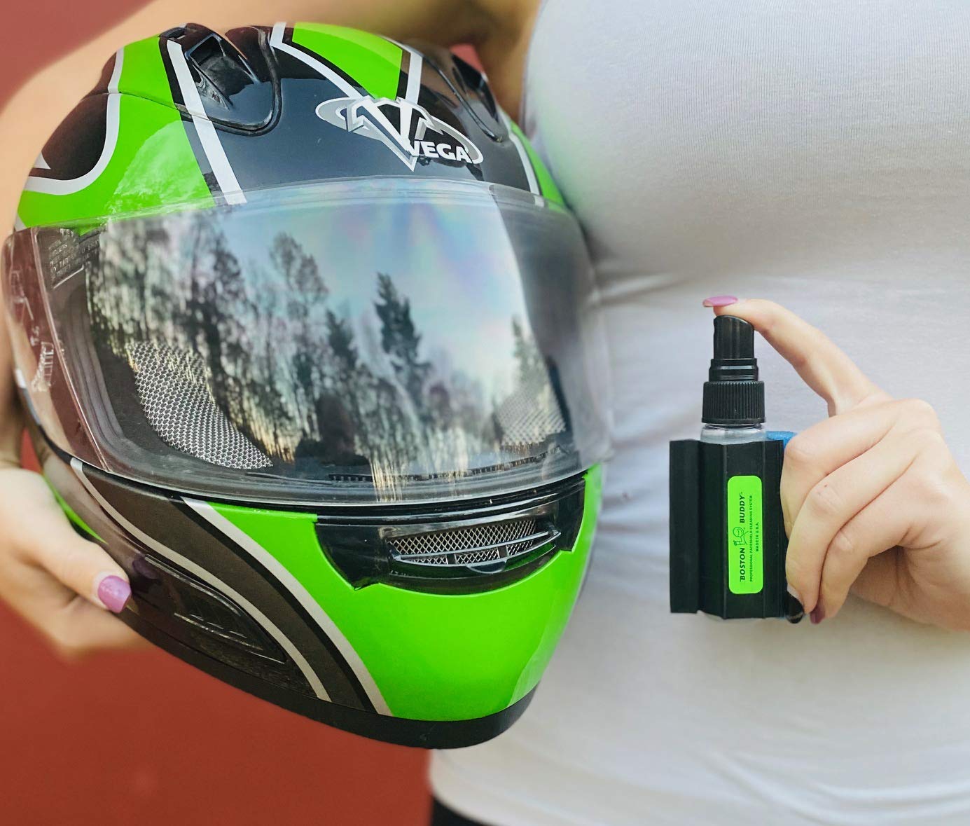Premium Motorcycle Helmet Visor Cleaner Kit - Anti-Fog & Scratch-Free Formula for Clear Vision - Ideal for Riding, Racing & Outdoor Adventures