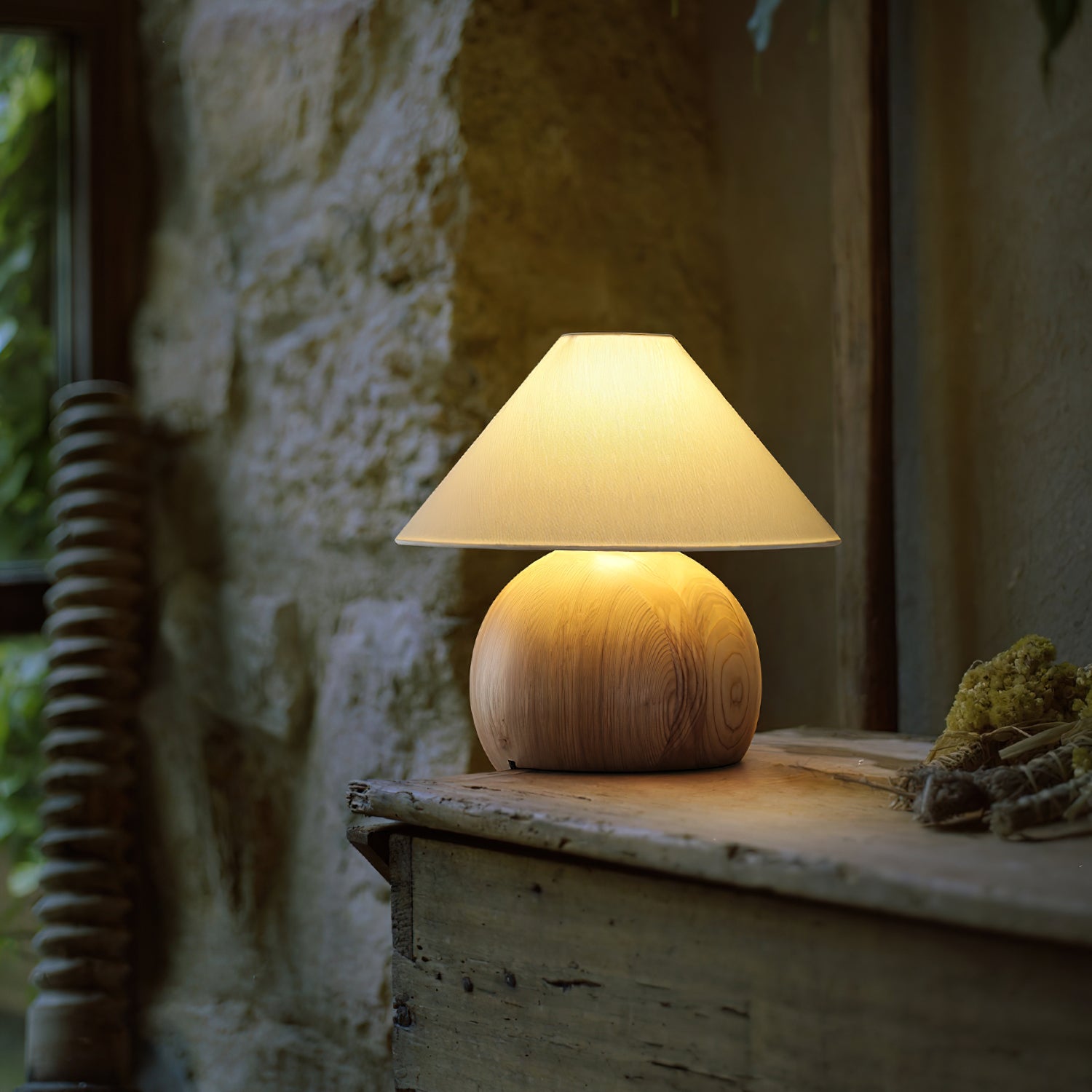 Modern Wooden Corner Log Table Lamp - Rustic Home Decor for Living Room, Bedroom & Office - Warm Ambient Lighting for Cozy Spaces