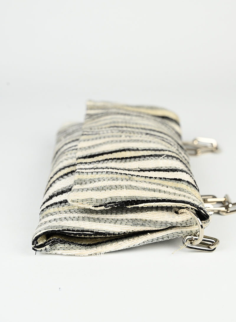 Gucci White and Black Beaded Handbag for Women - Elegant Designer Purse for Parties, Weddings & Evening Events