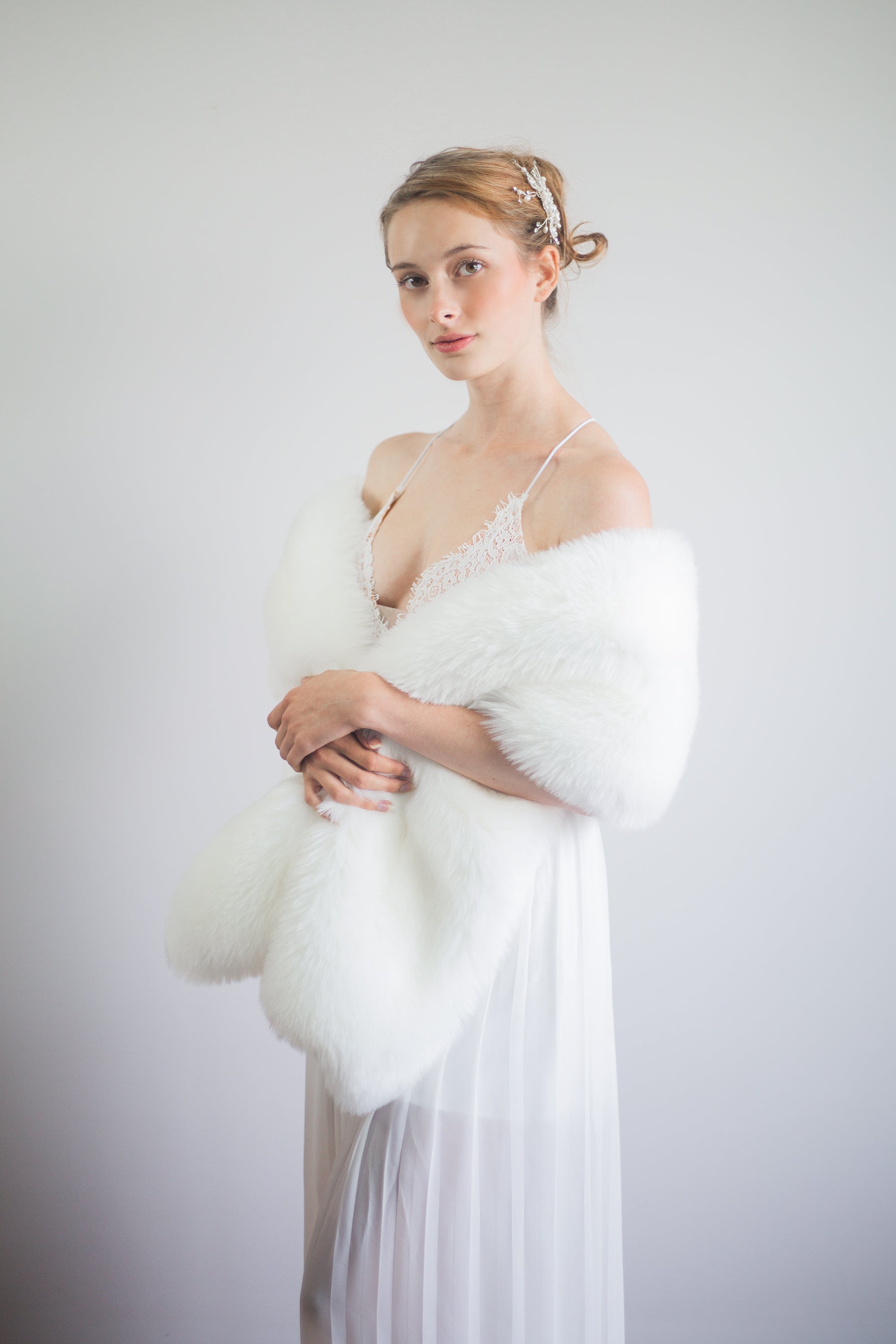 Ivory White Fur Shawl - Soft & Luxurious Winter Wrap for Women (Lilian Wht01) | Perfect for Evening Parties, Weddings & Cold Weather Fashion