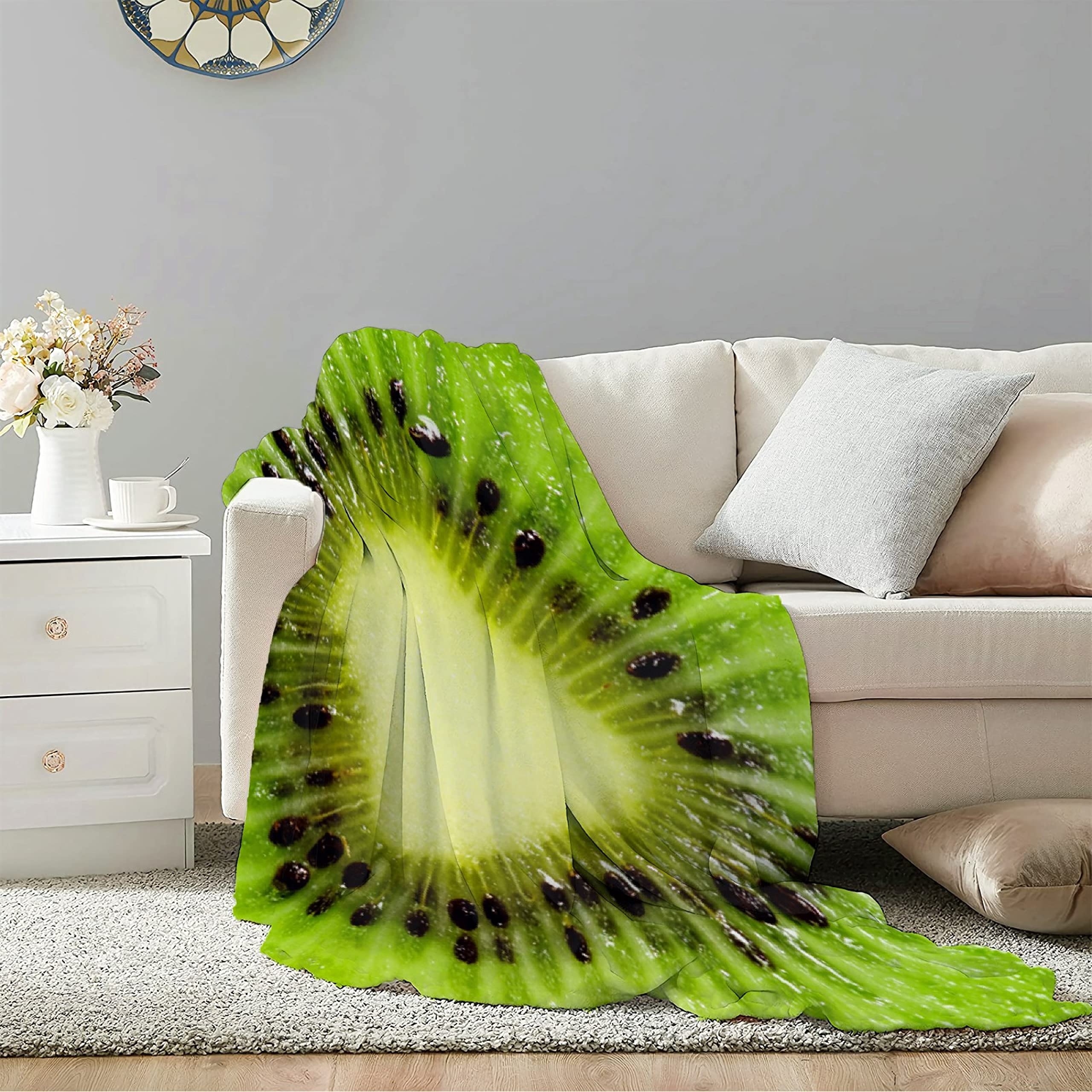 Premium Kiwi Fruit Plush Fleece Blanket - Ultra Soft Flannel Throw for Kids, Women & Toddlers - Lightweight All-Season Bedding Decor (90