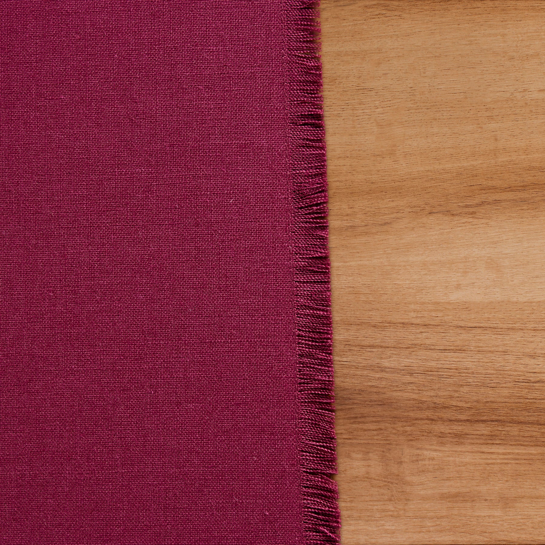 Elegant Fringe Table Runner for Dining Room Decor - Perfect for Weddings, Parties, and Home Decor