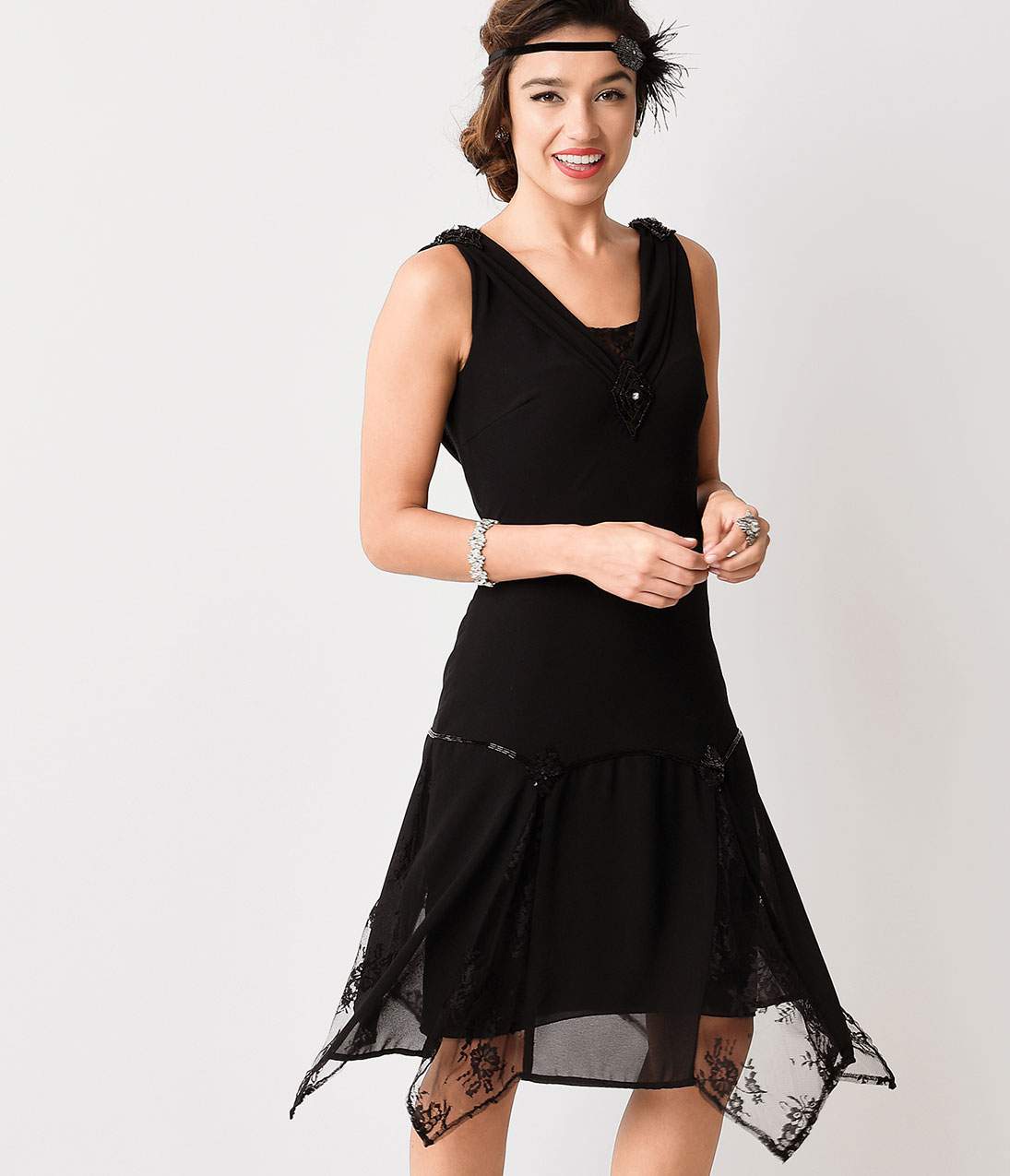 Vintage 1920s Black Flapper Dress - Roaring 20s Gatsby Style Hemmingway Inspired Cocktail Party Dress for Women | Perfect for Themed Parties, Halloween Costumes & Jazz Age Events