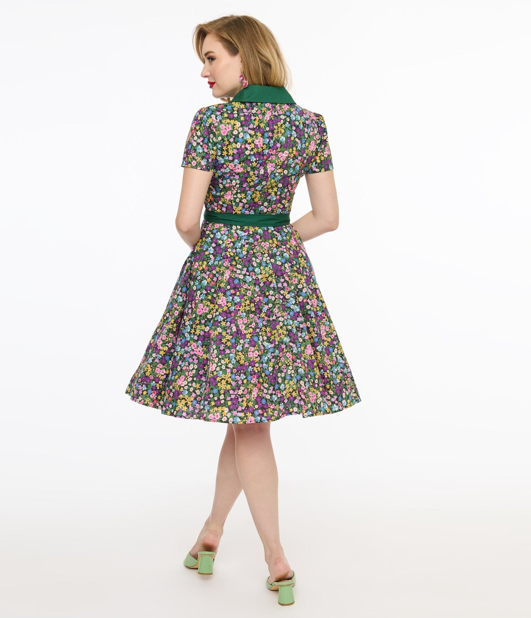 Vintage 1950s Green Ditsy Floral Cotton Shirt Dress - Retro Style Women's Midi Dress for Casual Wear, Tea Parties & Spring Outfits