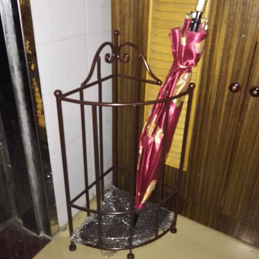 Modern Umbrella Stand Holder with Drip Tray - Stylish Corner Storage for Entryway, Indoor Umbrella Rack & Coat Rack by Roscloud - Perfect for Home, Office, and Commercial Spaces