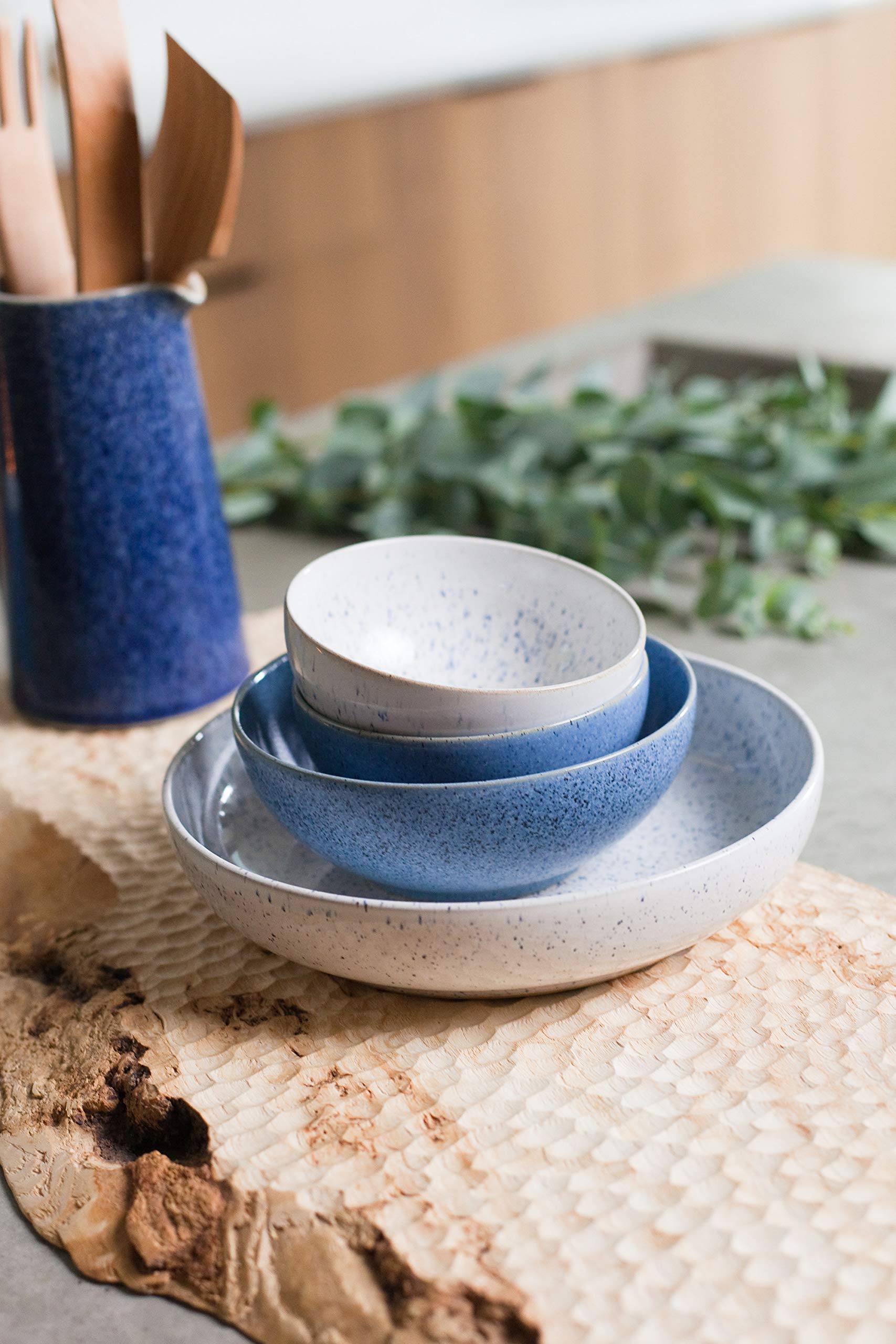 Denby Studio Blue 4-Piece Ceramic Cereal Bowls Set - 15.5cm/800ml Microwave & Dishwasher Safe Stoneware - Crack Resistant Soup & Breakfast Bowls for Home, Kitchen & Restaurant Use