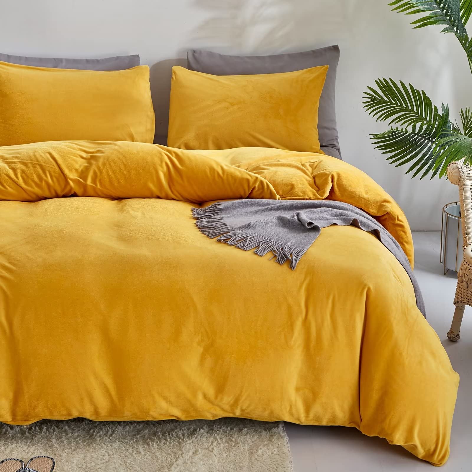 Mustard Yellow Comforter Set King - Velvet & Sherpa Plush Bedding for Women & Men | Ultra Soft Micro Mink & Flannel Fuzzy Comforter | Dark Yellow Fluffy Bed Set for Cozy Winter Nights & Modern Bedroom Decor
