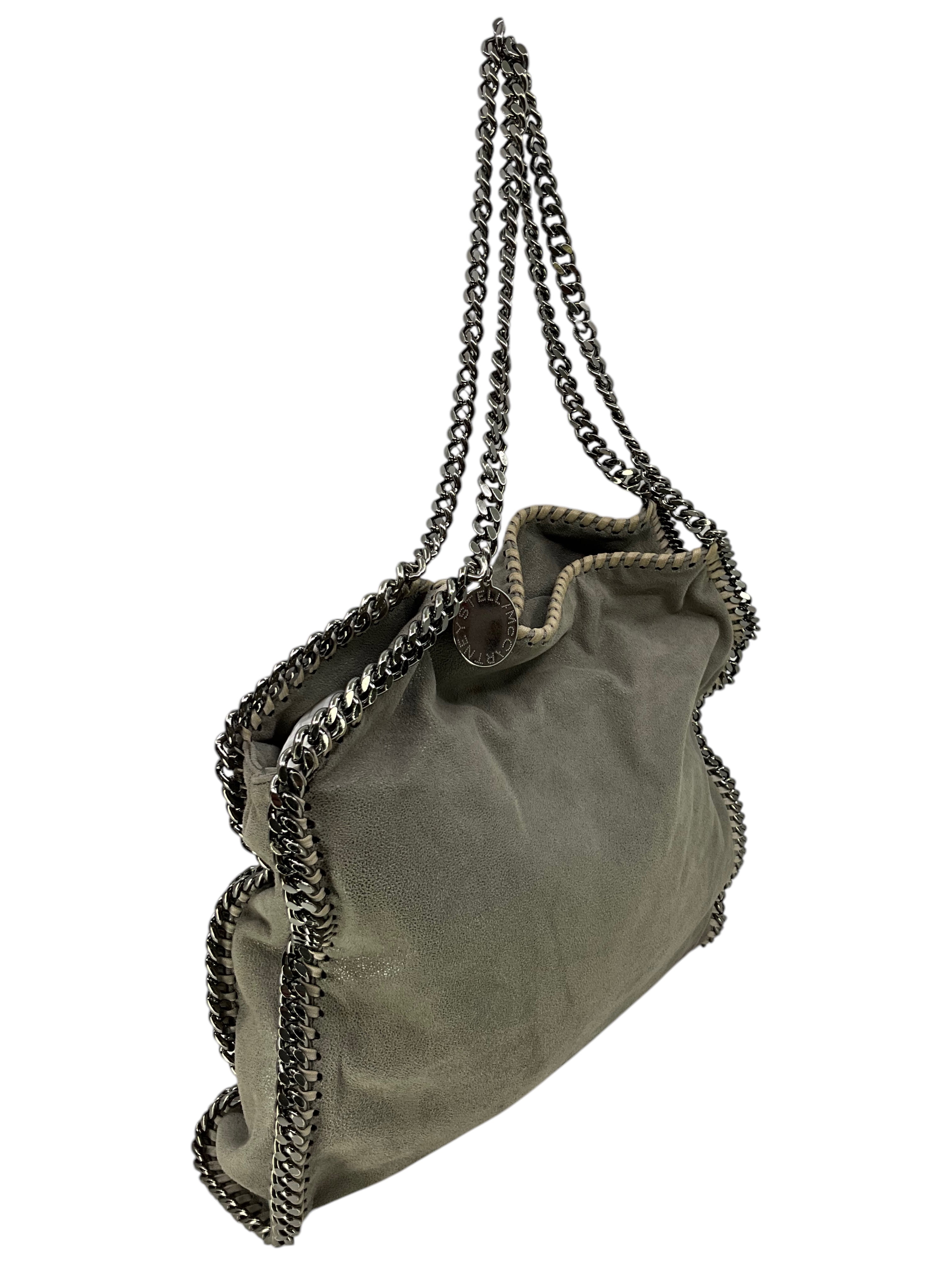Stella McCartney Falabella Small Vegan Leather Shoulder Bag for Women | Crossbody Purse | Fashionable Everyday Handbag for Work, Shopping & Travel