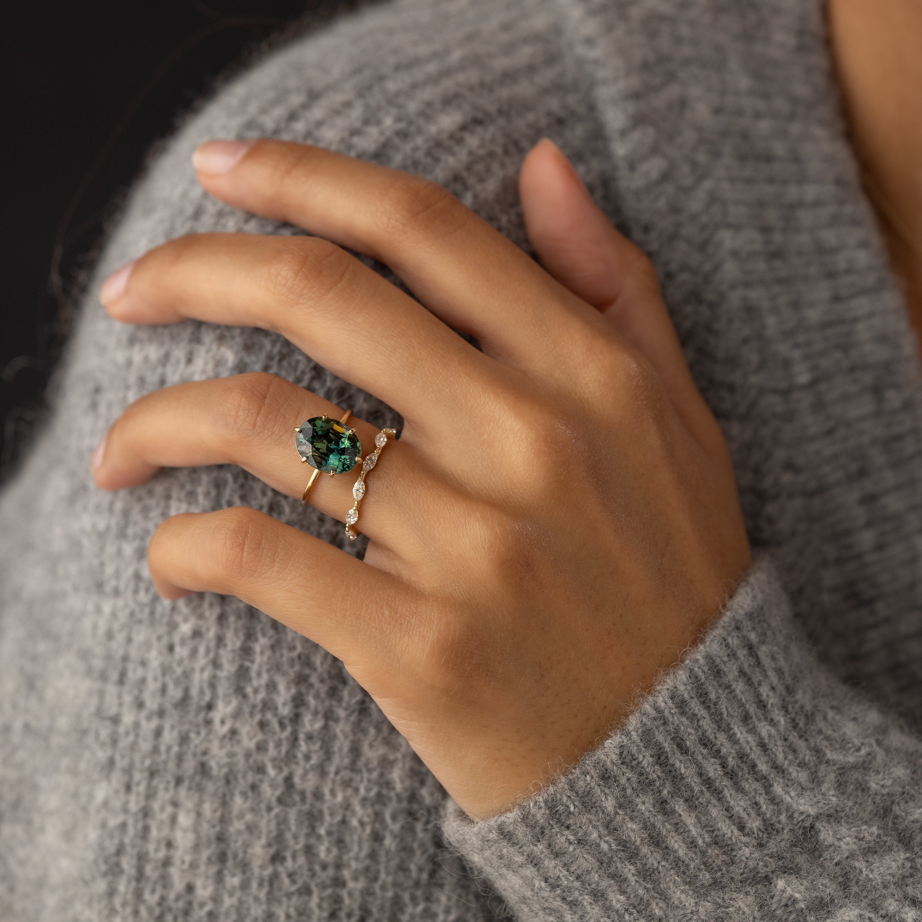5.05ct Natural Bluish Green Australian Sapphire Canopy Ring - Elegant Gemstone Jewelry for Women, Perfect for Weddings, Anniversaries & Special Occasions