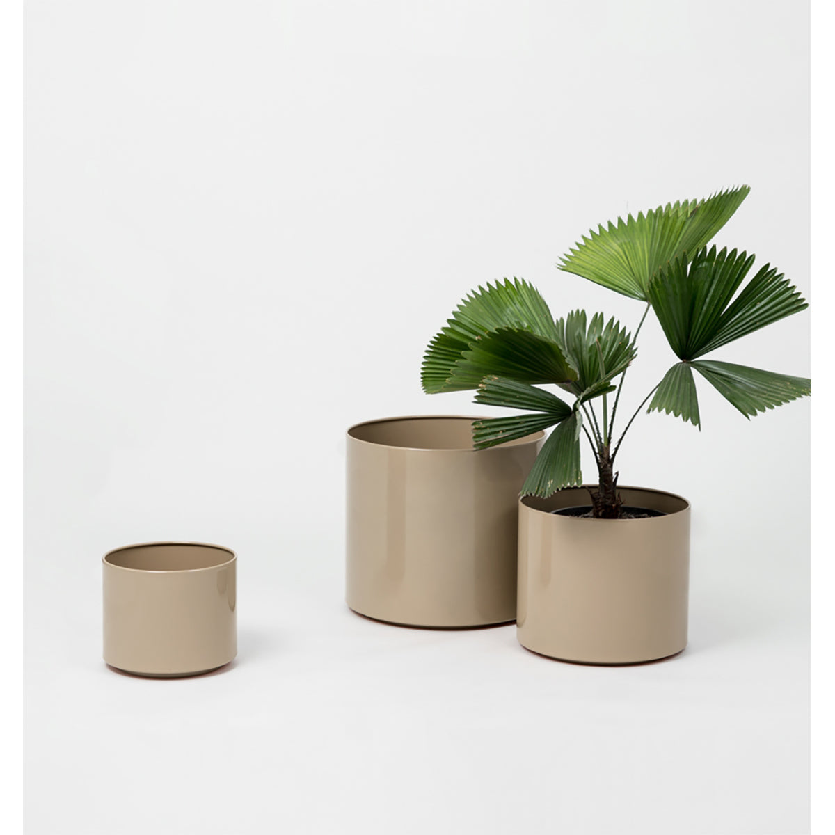 Benny Planter (50cm) - Large Modern Flower Pot for Indoor & Outdoor Plants - Perfect for Home, Garden, and Office Decor