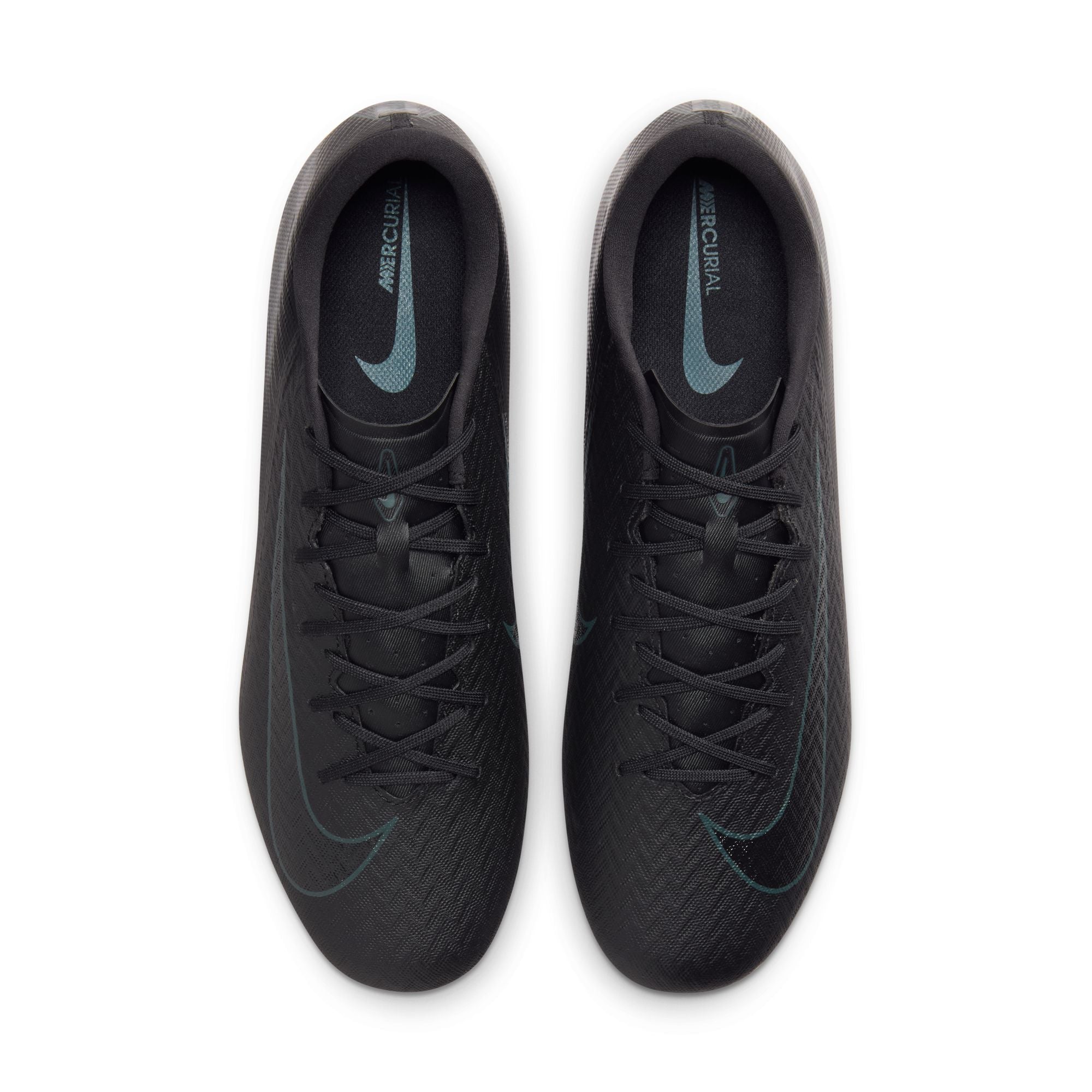 Nike Zoom Vapor 16 Academy Soccer Cleats for Men - Lightweight Football Shoes for Artificial Grass & Turf - Perfect for Training, Matches & Competitive Play