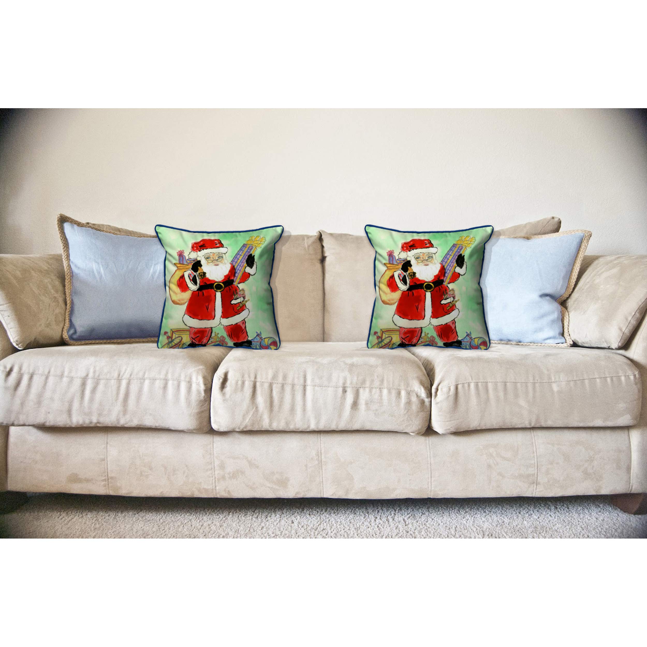 Betsy Drake Santa Pillow - 18x18 Inch Christmas Decorative Throw Pillow for Couch, Sofa & Bed - Perfect Holiday Home Decor Gift