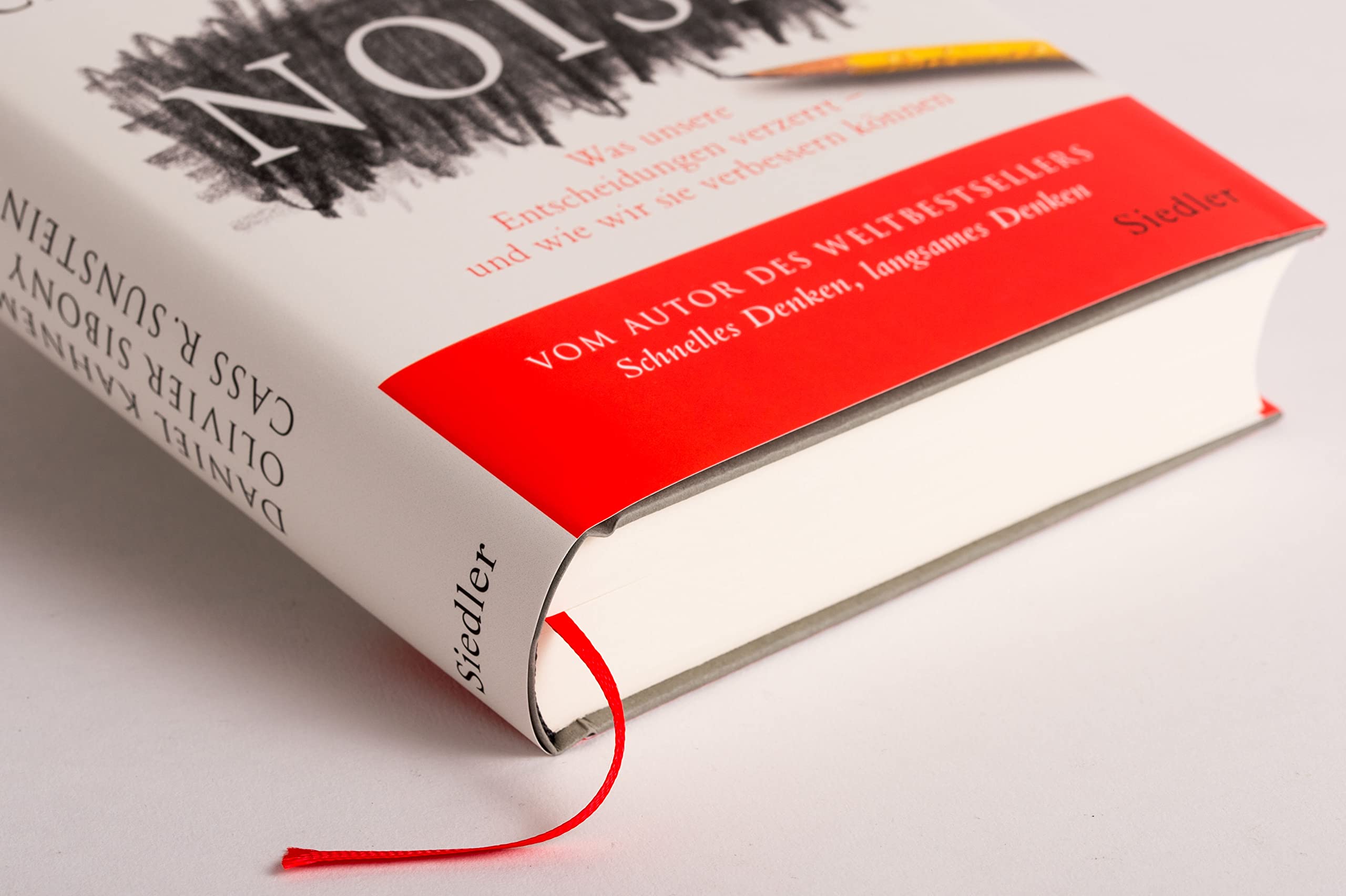 Noise: How Decision-Making Gets Distorted and How to Improve It - Perfect for Business Leaders and Psychology Enthusiasts