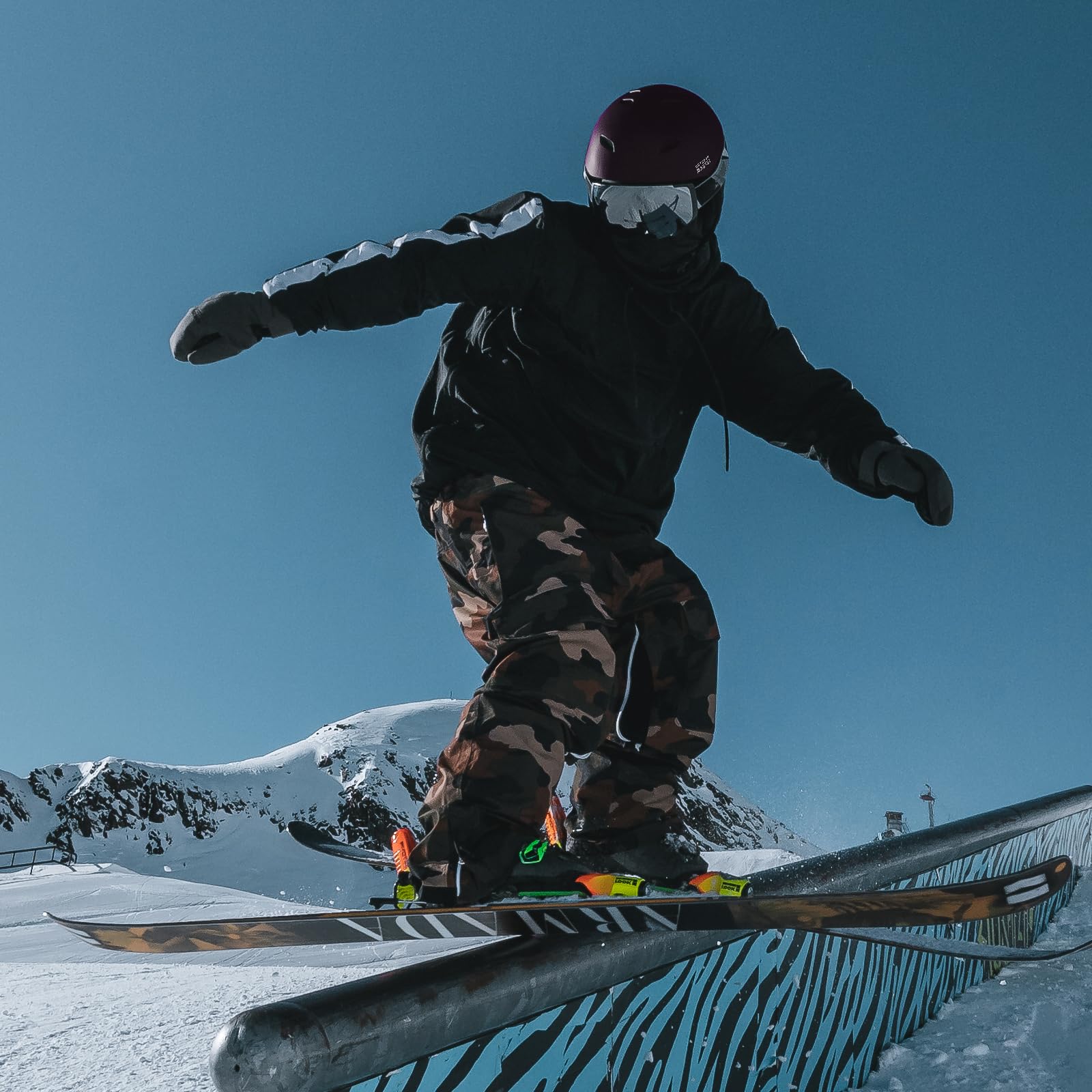 OutdoorMaster Kelvin Carbon Fiber Ski Helmet - Lightweight Snowboard Helmet for Men, Women & Youth - Perfect for Skiing, Snowboarding & Winter Sports