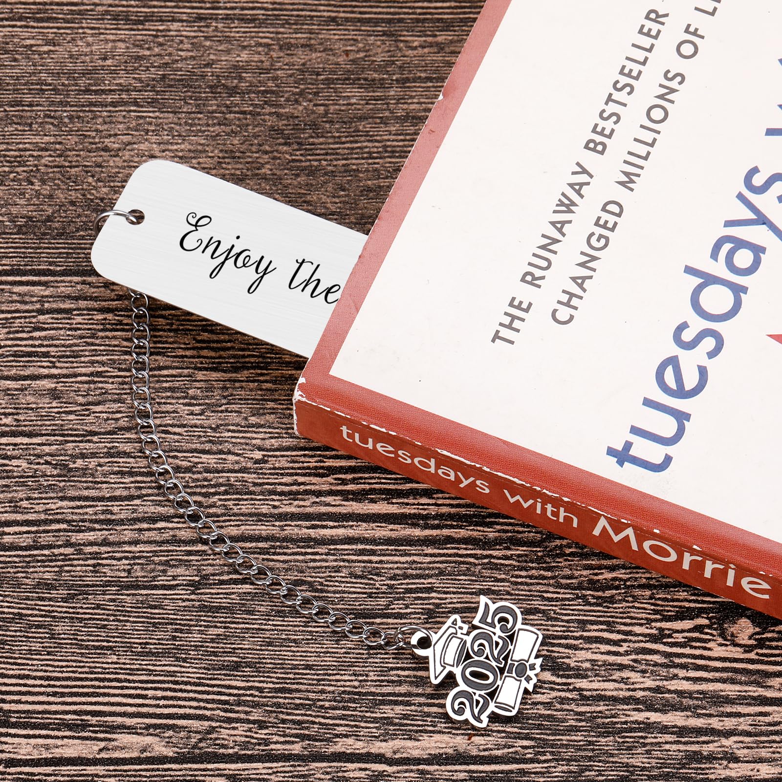 Class of 2025 Graduation Gifts - Inspirational Senior Bookmarks for High School, Middle School, Medical & Nursing Students - Motivational Graduation Gifts for Him & Her from Mom & Dad - Perfect for Surgery Graduates & Study Motivation