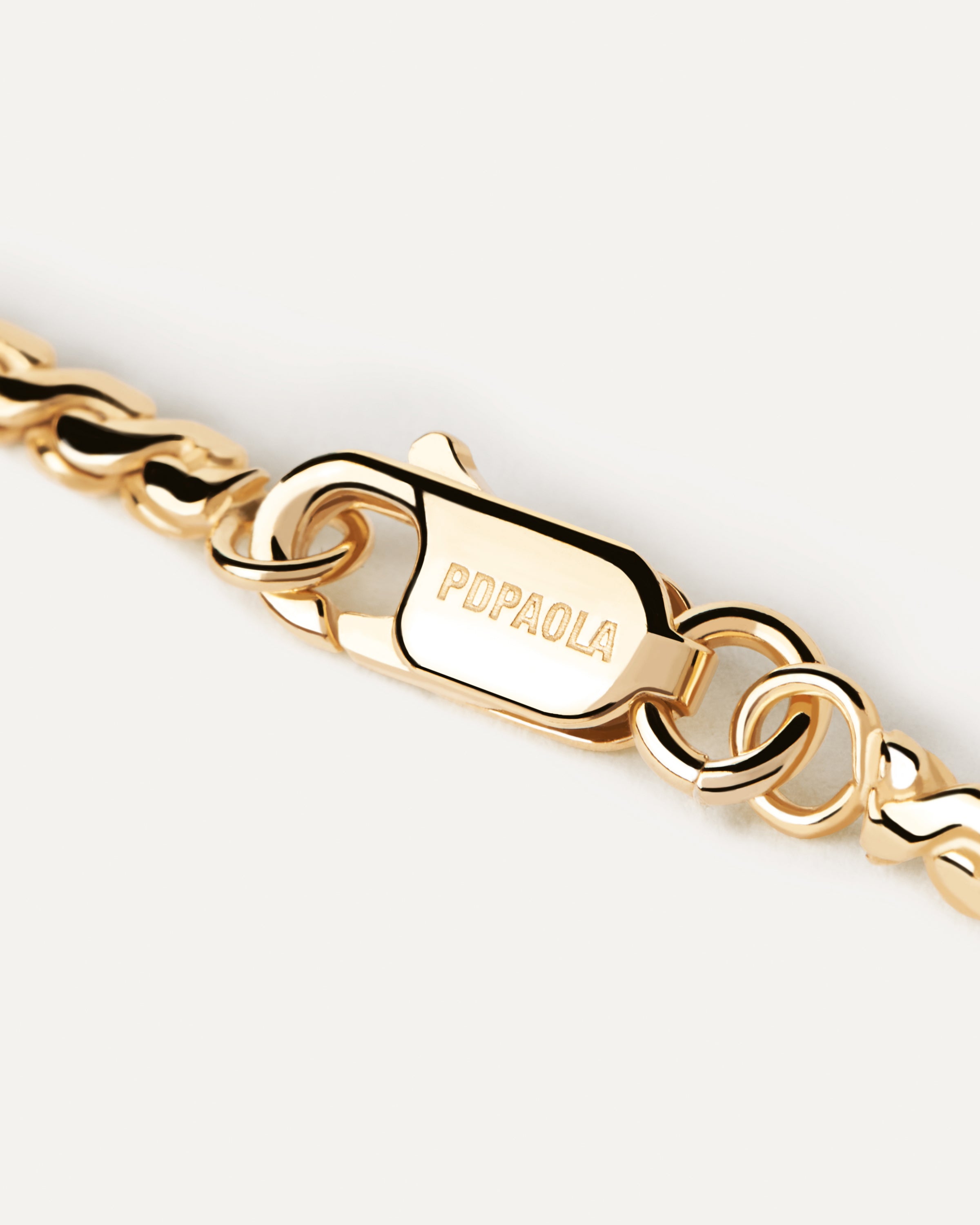 Stylish Large Serpentine Chain Necklace for Women - Trendy Gold Layered Statement Jewelry - Perfect for Parties, Date Nights & Office Wear