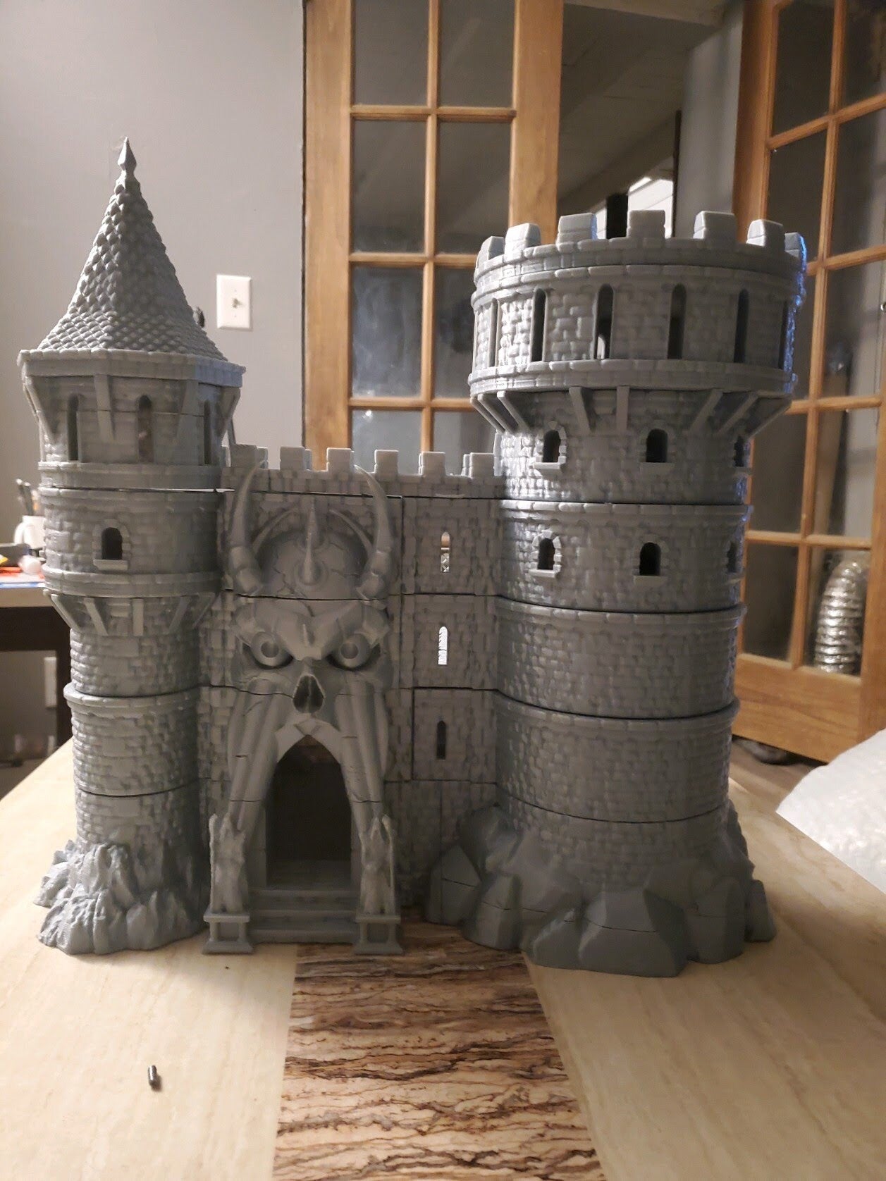 Dark Castle 28mm Scale Miniature Terrain for Dungeons & Dragons RPG - Perfect for Tabletop Gaming, D&D Campaigns & Wargaming Scenes