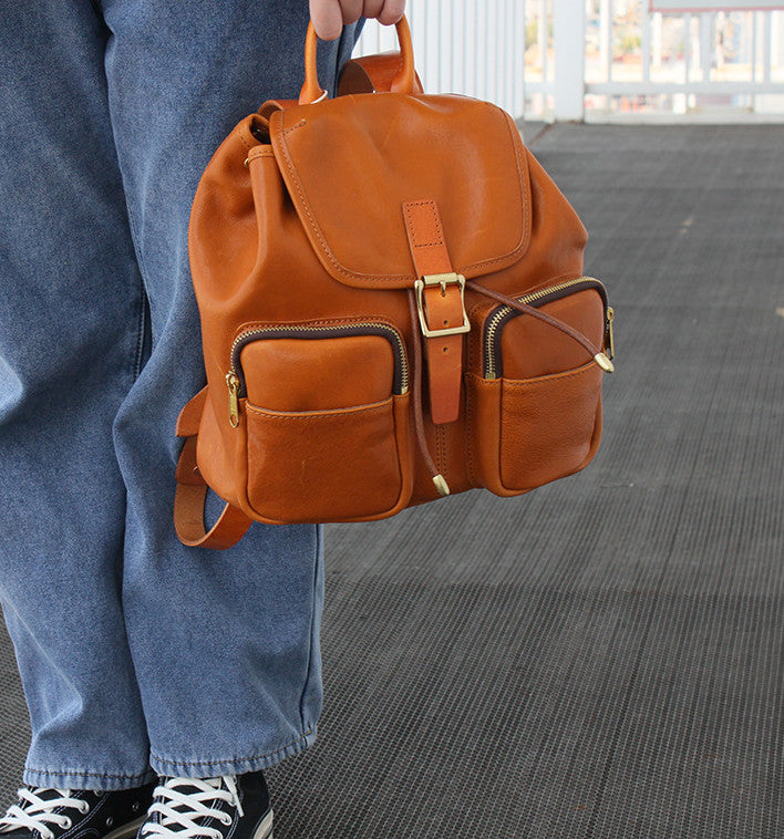 Premium Italian Leather Travel Backpack for Men & Women - Waterproof Laptop Backpack with USB Charging Port - Perfect for Business Trips, Commuting & Outdoor Adventures