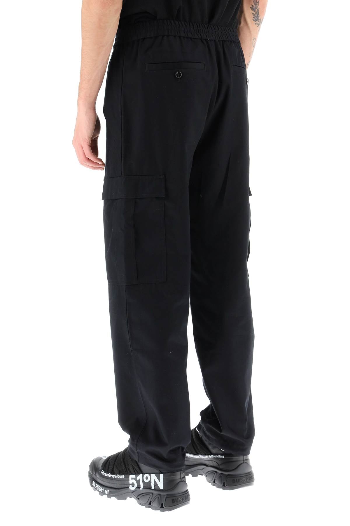 Burberry 'Capleton' Cotton Cargo Pants for Men - Stylish & Comfortable Outdoor Hiking & Travel Trousers