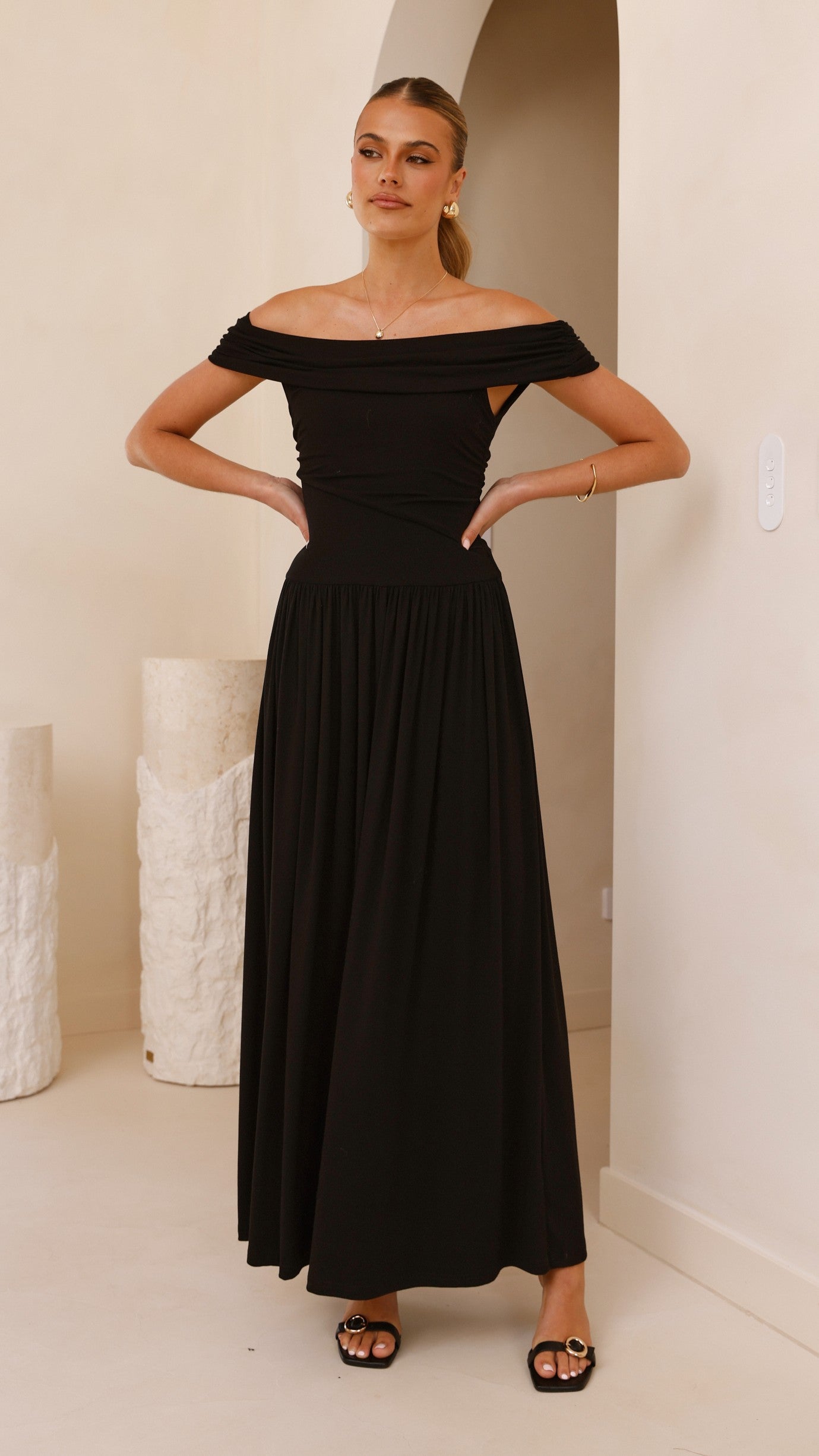 Elegant Manalla Maxi Dress for Women - Black Flowy Long Dress for Summer, Beach, Party & Casual Wear