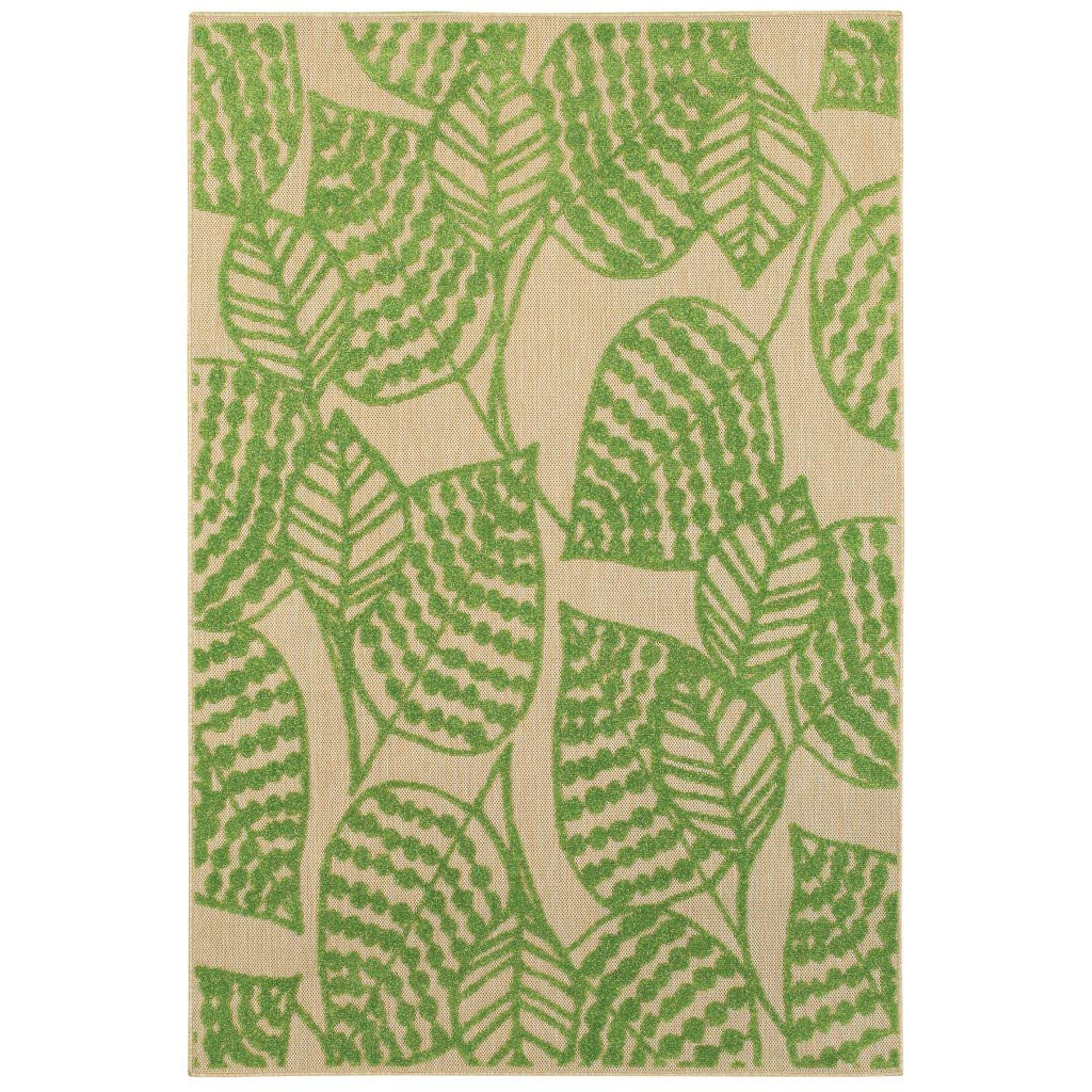 HomeRoots Green Floral Indoor Outdoor Area Rug - Soft Non-Slip Floor Mat for Living Room, Bedroom, Patio & Deck Decor
