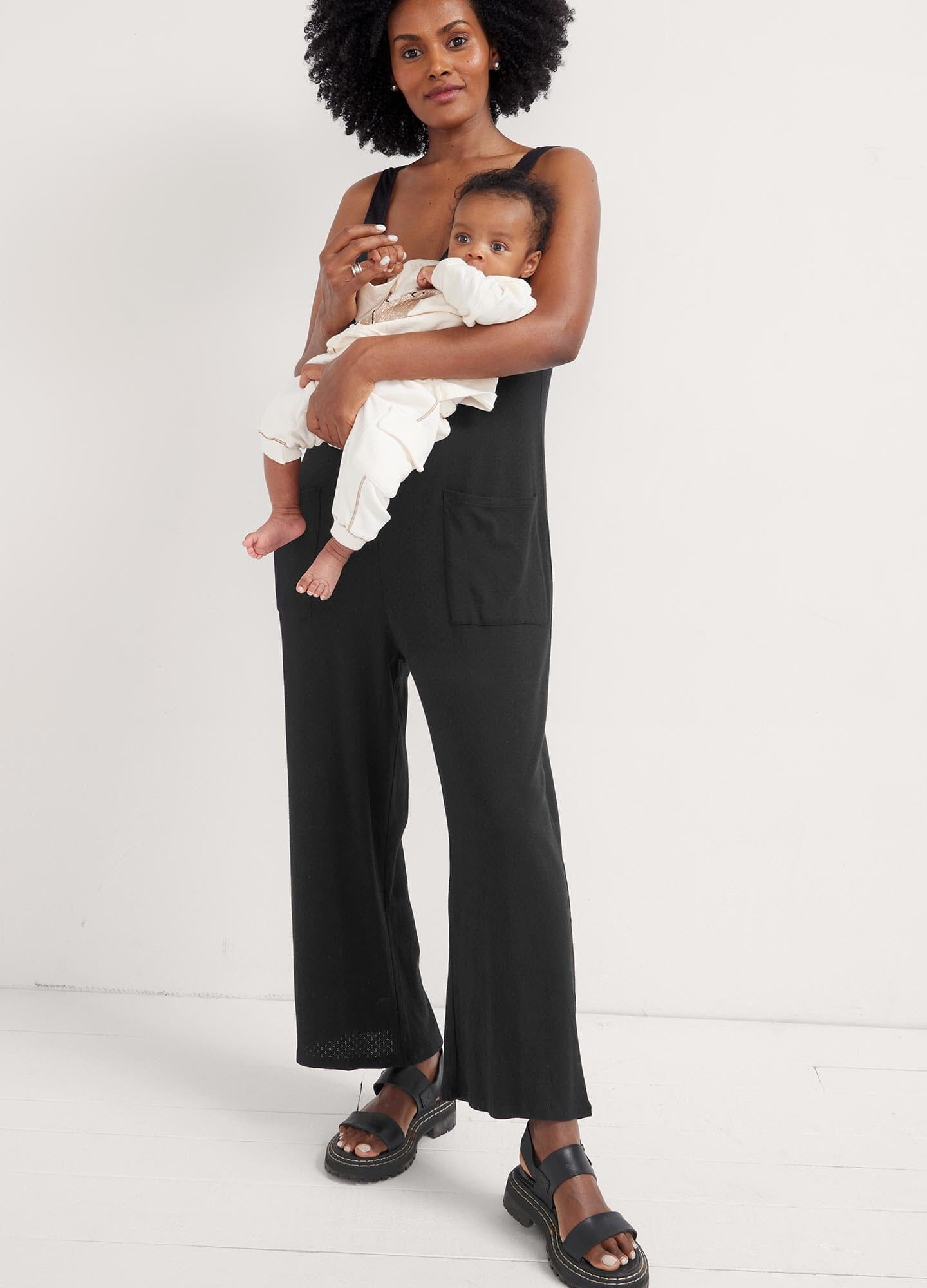 24/7 Feeding Jumpsuit for Nursing Moms - Comfortable & Convenient Baby Feeding Outfit - Perfect for Daytime, Nighttime & On-the-Go Breastfeeding