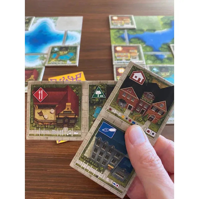 Between Two Cities Essential Edition - Award-Winning Board Game for 2-7 Players | Strategy & City Building | Perfect for Family Game Nights & Friends Gatherings