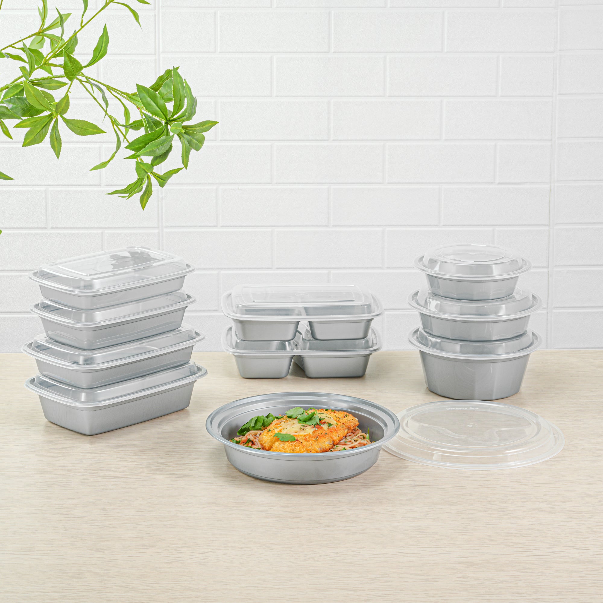 48oz Round Silver Plastic Takeout Containers with Clear Lids - 100 Pack (9