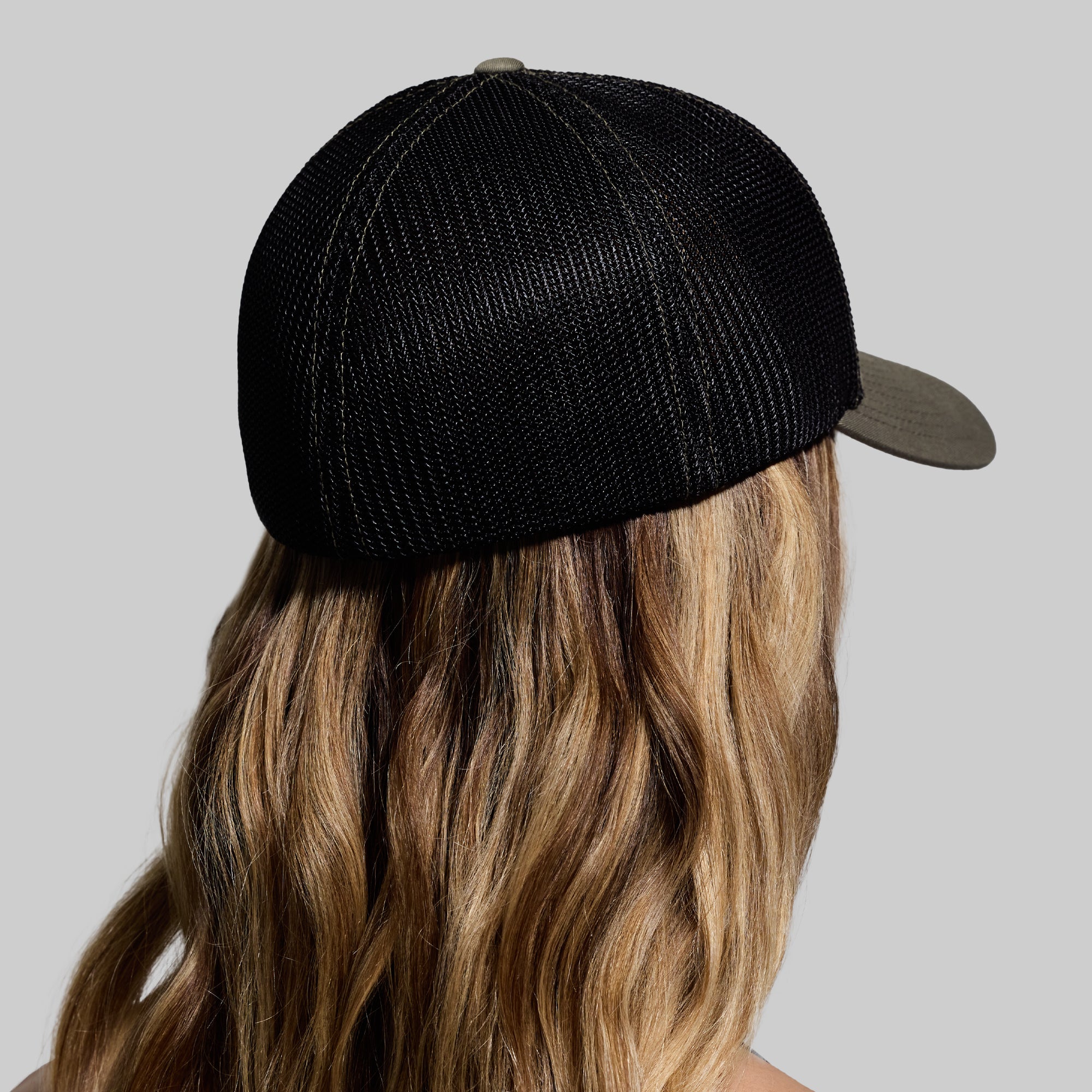 Outdoor Leather Patch FLEX Trucker Hat - Adjustable Snapback Cap in OD Green & Black - Perfect for Hiking, Camping, and Outdoor Adventures