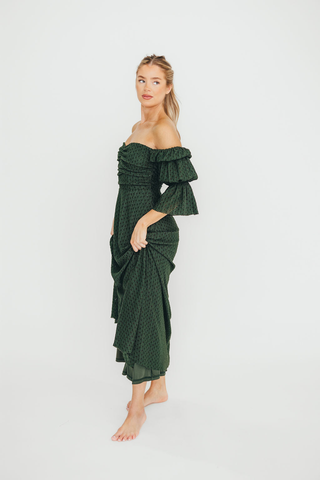 Corrine Women's Maxi Dress with Pockets - Flowy Long Summer Dress in Hunter Green for Beach, Vacation & Casual Wear