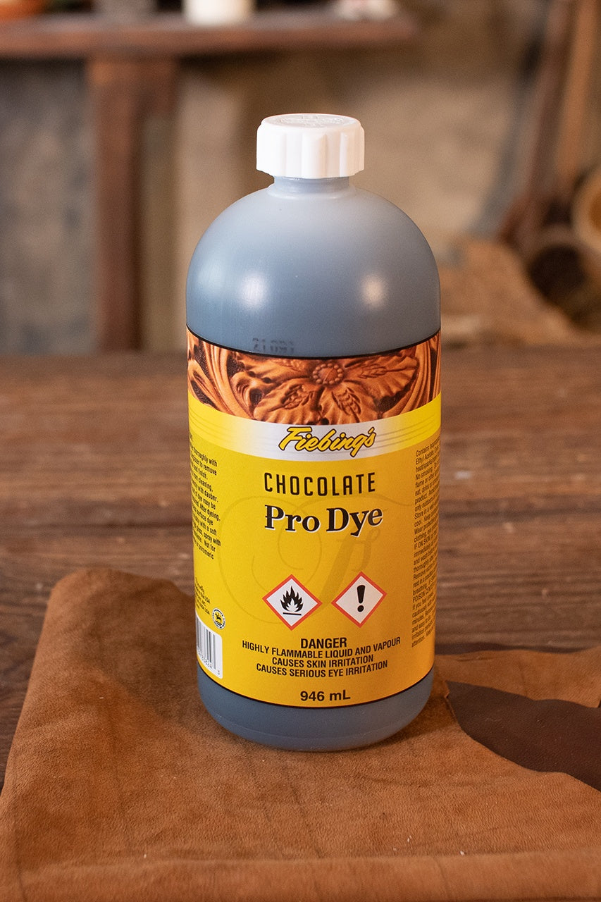 Fiebing's Professional Leather Oil Dye - 946 ml (32 oz) Chocolate Brown for Leather Craft, Shoes, Bags & Furniture - High-Quality Leather Dye for DIY & Professional Use