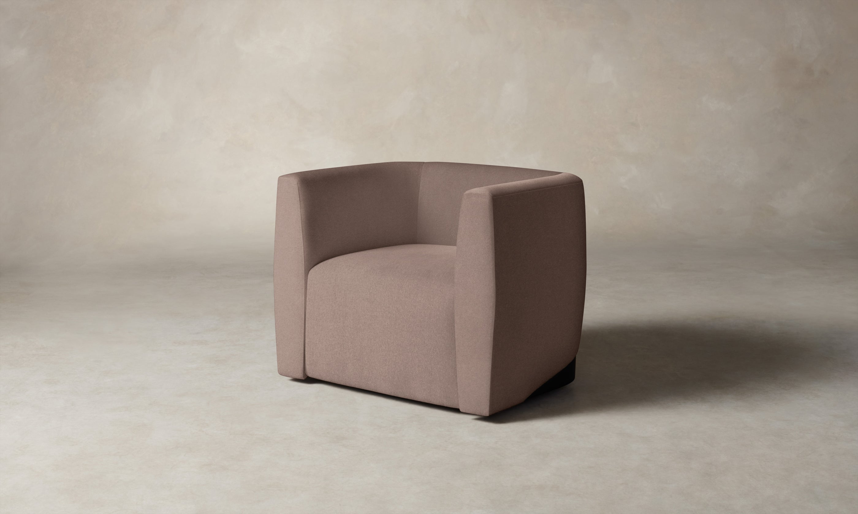 Henri Swivel Chair - Luxurious Mohair Upholstery in Peony Pink - Perfect for Living Room, Bedroom, or Office Decor