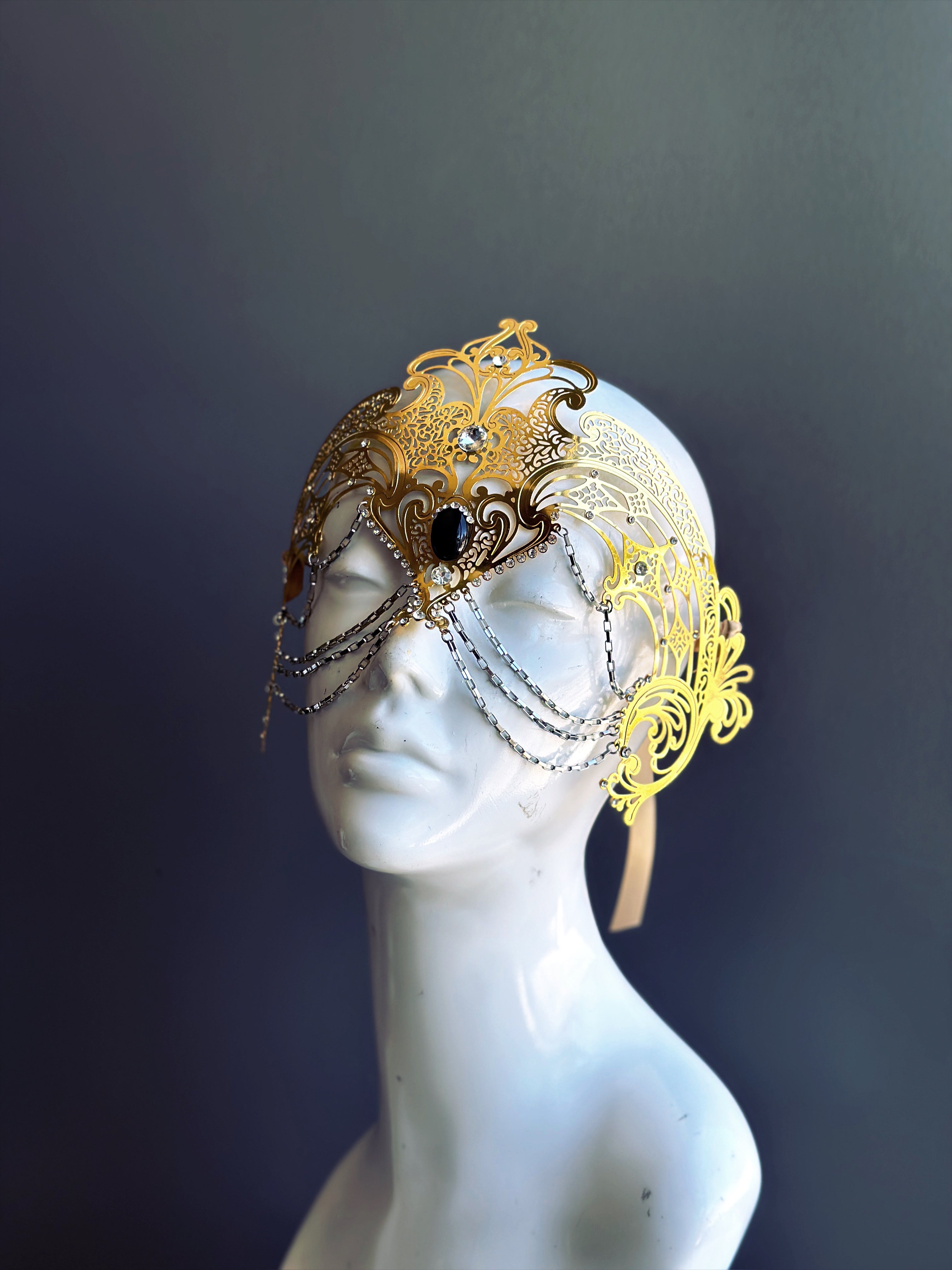 18K Gold Plated Goddess Chain Mask - Elegant Face Jewelry for Parties, Cosplay & Festivals | Perfect for Halloween, Raves & Themed Events