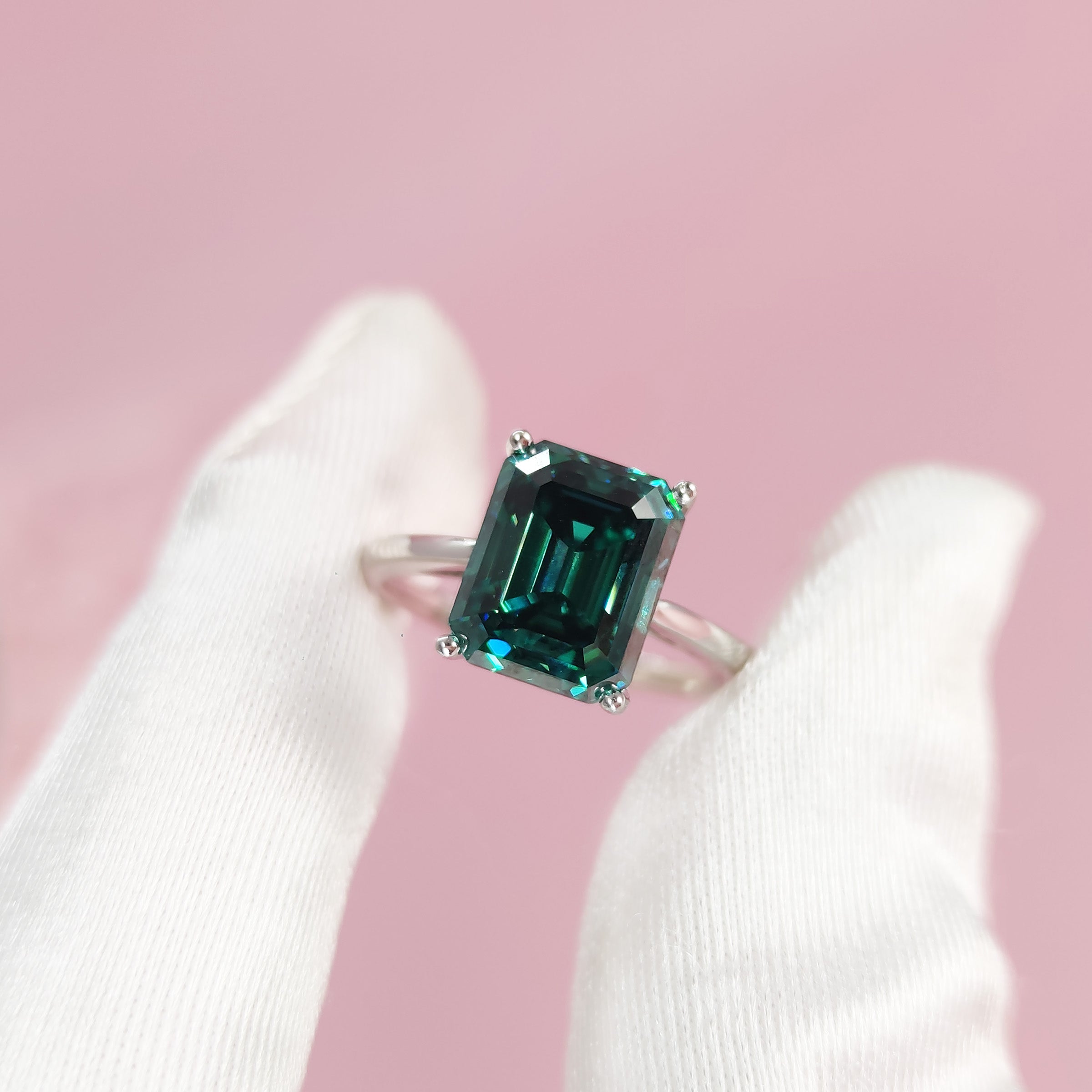 Emerald Cut Moissanite Ashes Ring - Elegant & Sparkling Jewelry for Women | Perfect for Memorial, Wedding & Special Occasions