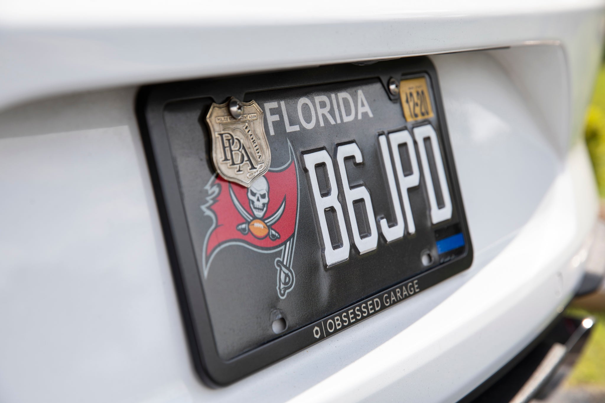 Premium Stainless Steel License Plate Frame - Rustproof & Durable Car Accessory for US Vehicles - Perfect for Cars, Trucks & SUVs - Enhances Vehicle Appearance & Protection