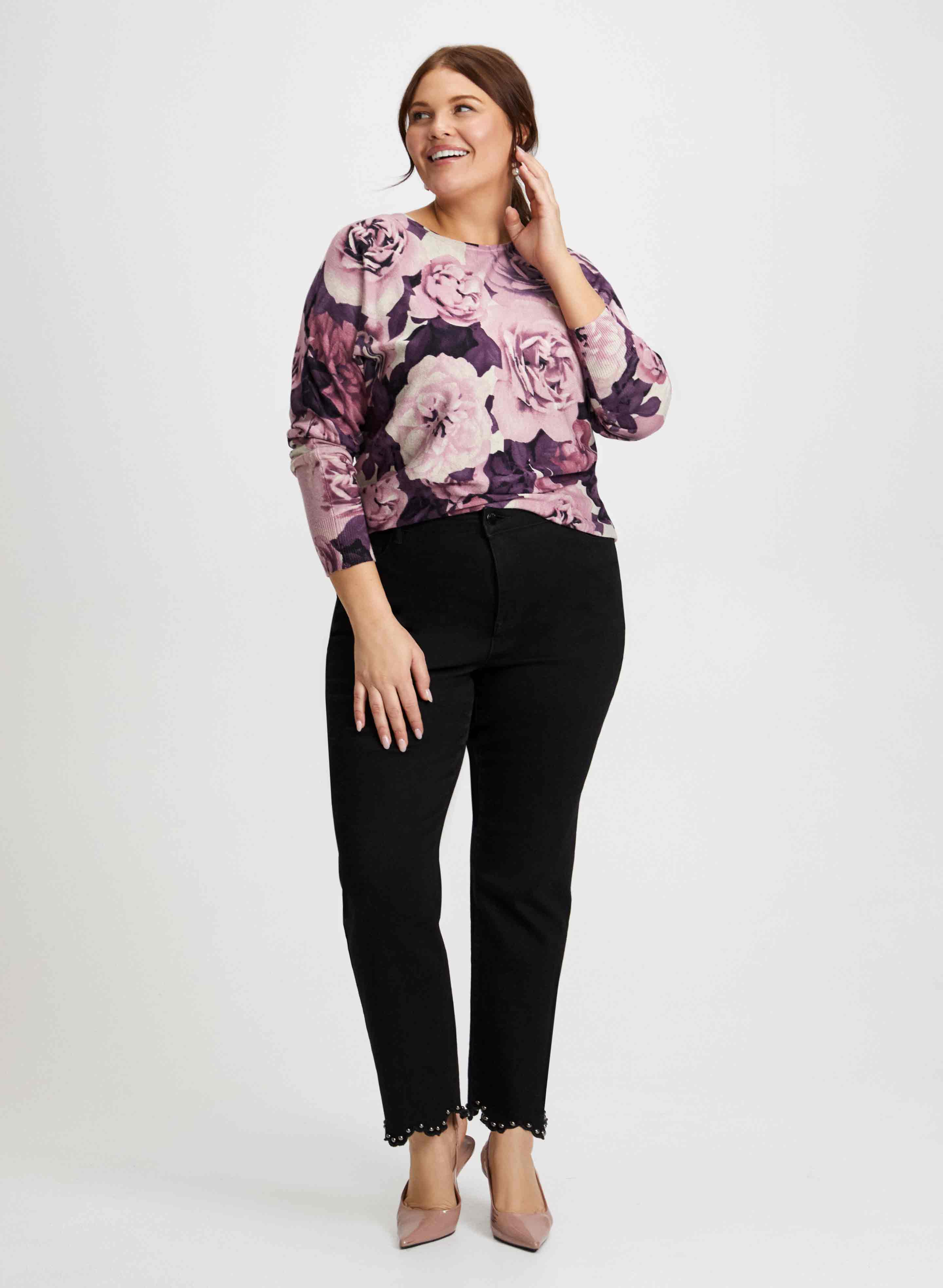 Floral Print Sweater & Pearl Detail Jeans for Women - Boho Chic Outfit Set for Fall Fashion, Date Night and Casual Wear
