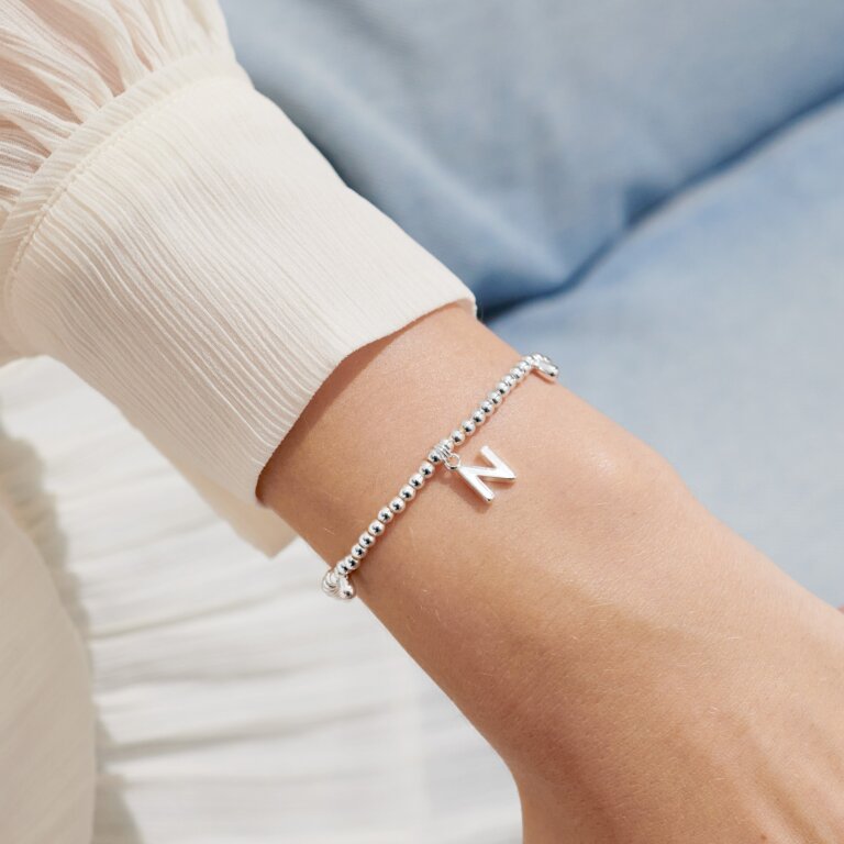 Joma Jewelry Alphabet 'N' Bracelet - Dainty Letter Charm Bracelet for Women, Girls, Teens - Perfect for Gifts, Birthdays, Anniversaries & Everyday Wear
