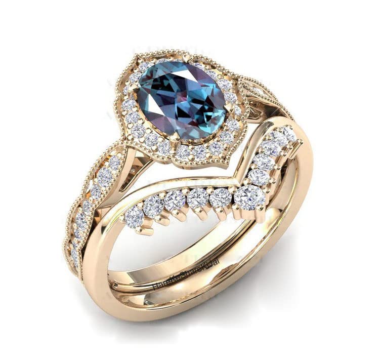 Exquisite Alexandrite Engagement Ring Set for Women - Solid 925 Sterling Silver Wedding Band Set (Him & Her) | Vintage Art Deco Style Jewelry for Anniversaries, Proposals & Special Occasions