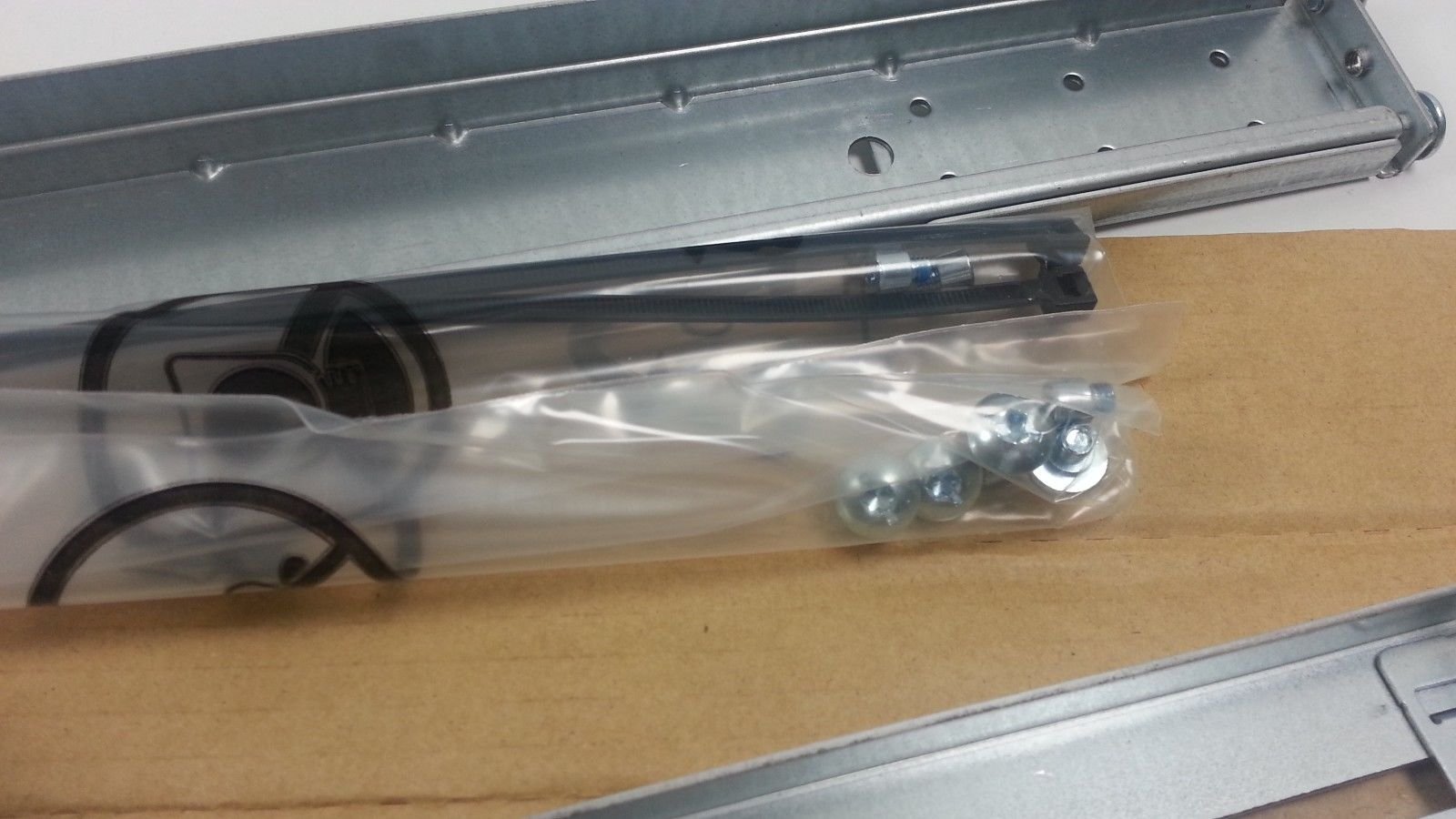 HP ProLiant Server Rail Kit (451459-002) - Compatible Rack Mounting Hardware for Select HP Servers | Perfect for Data Center & Server Room Installation