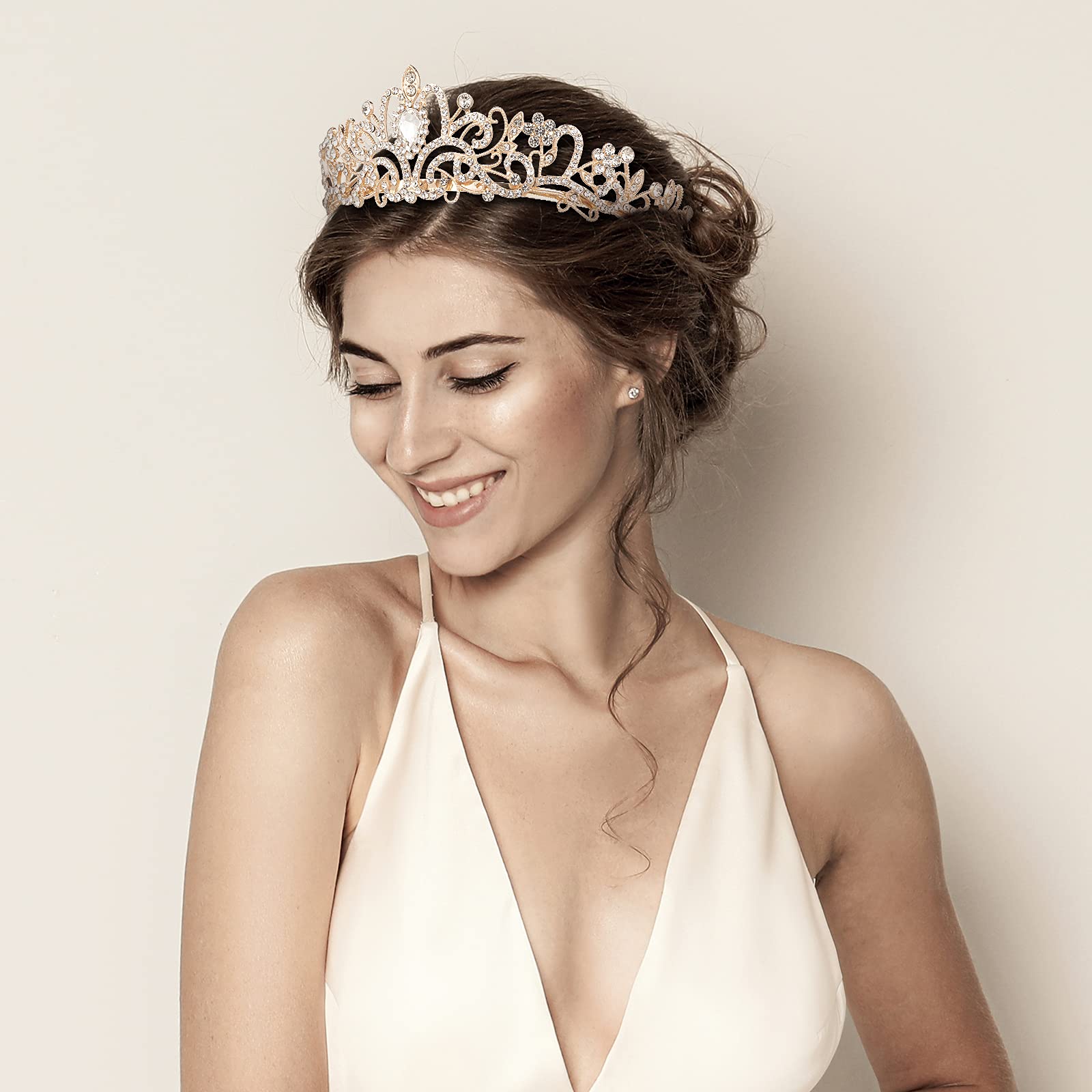 Sparkling Silver Princess Crown for Women & Girls - Crystal Queen Tiara Hair Accessory for Bridal, Birthday, Prom, Pageant, Halloween & Christmas Costumes | Perfect for Weddings, Parties & Special Occasions